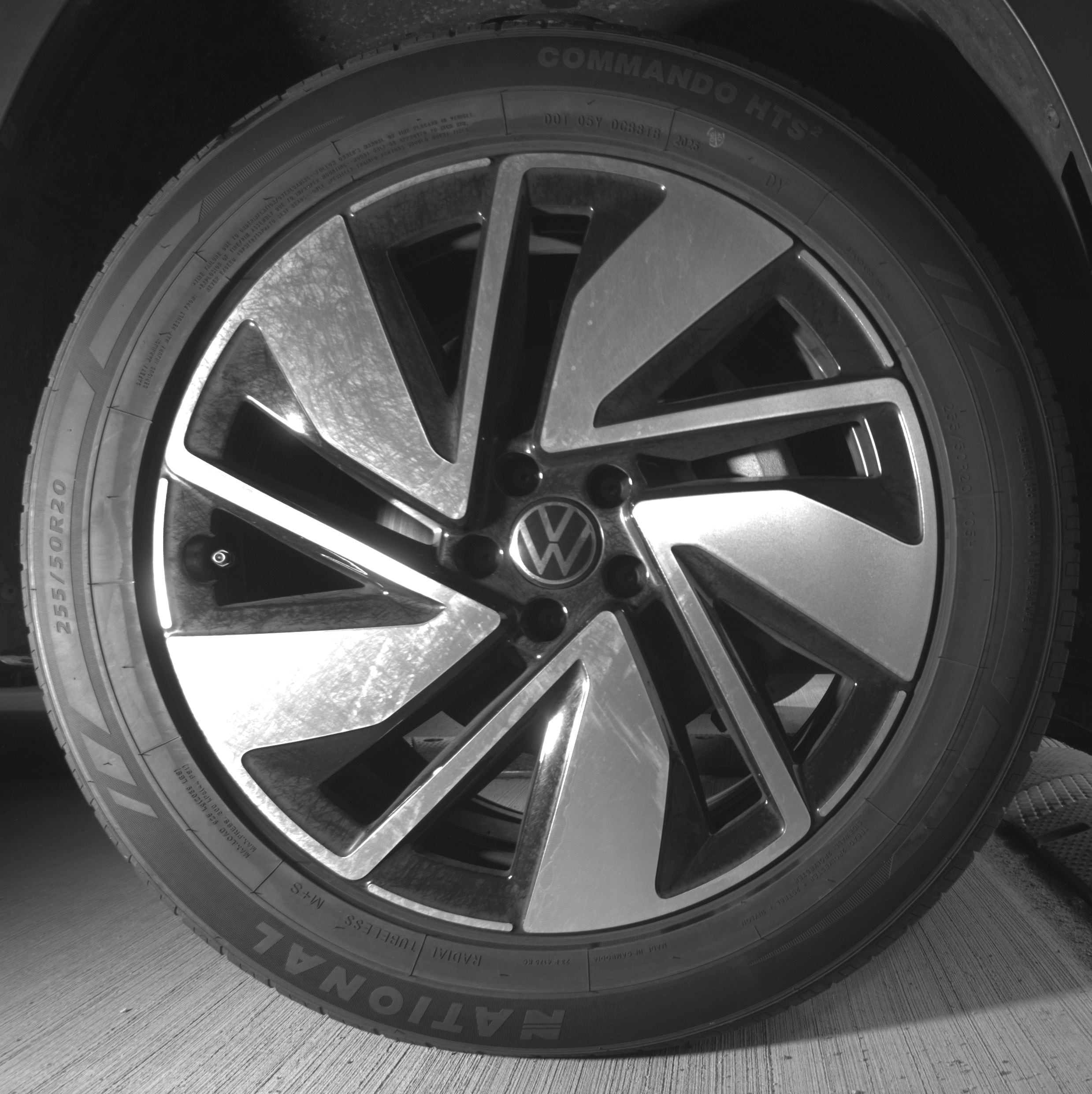 Thumbnail: 2025 Volkswagen Atlas - 10