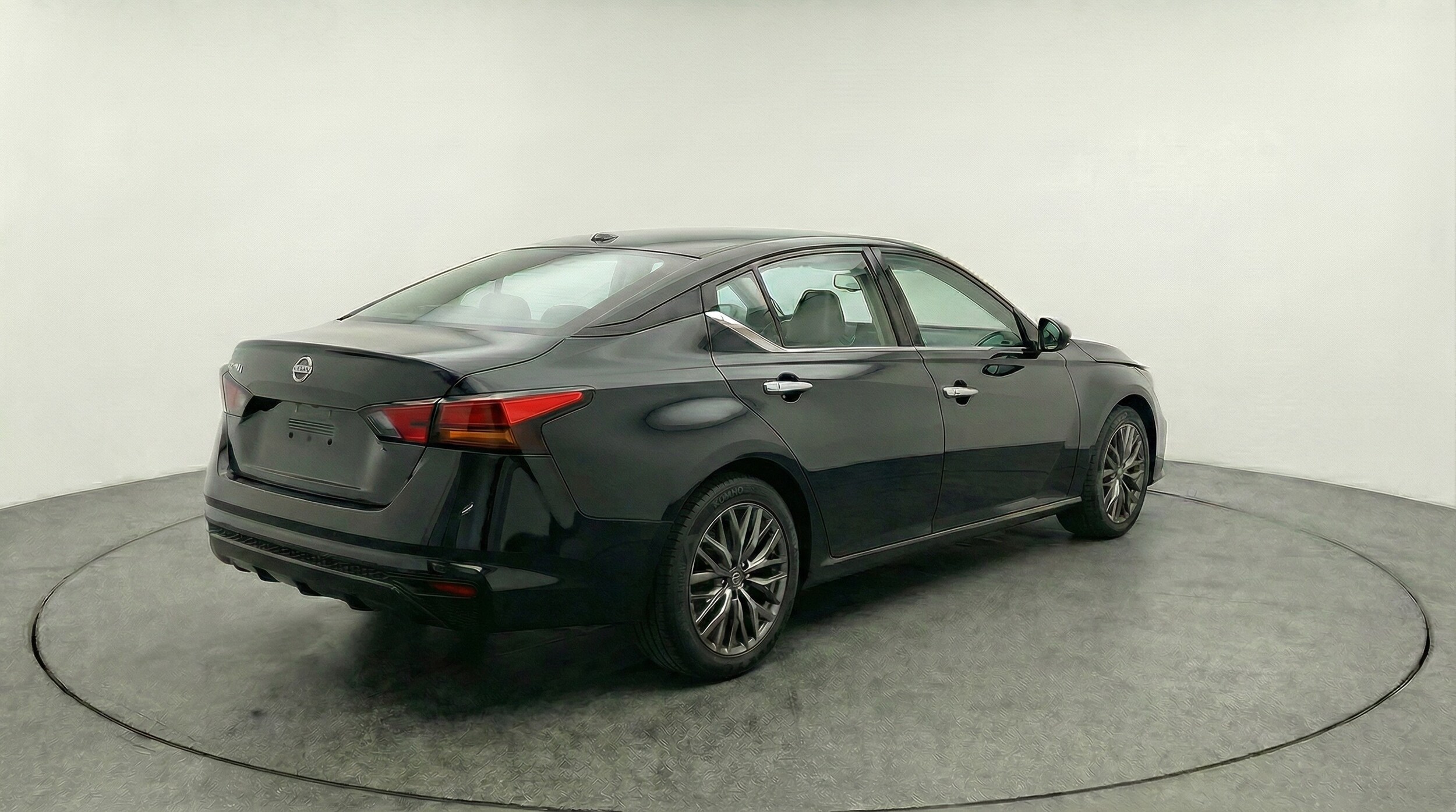 Thumbnail: 2025 Nissan Altima - 7