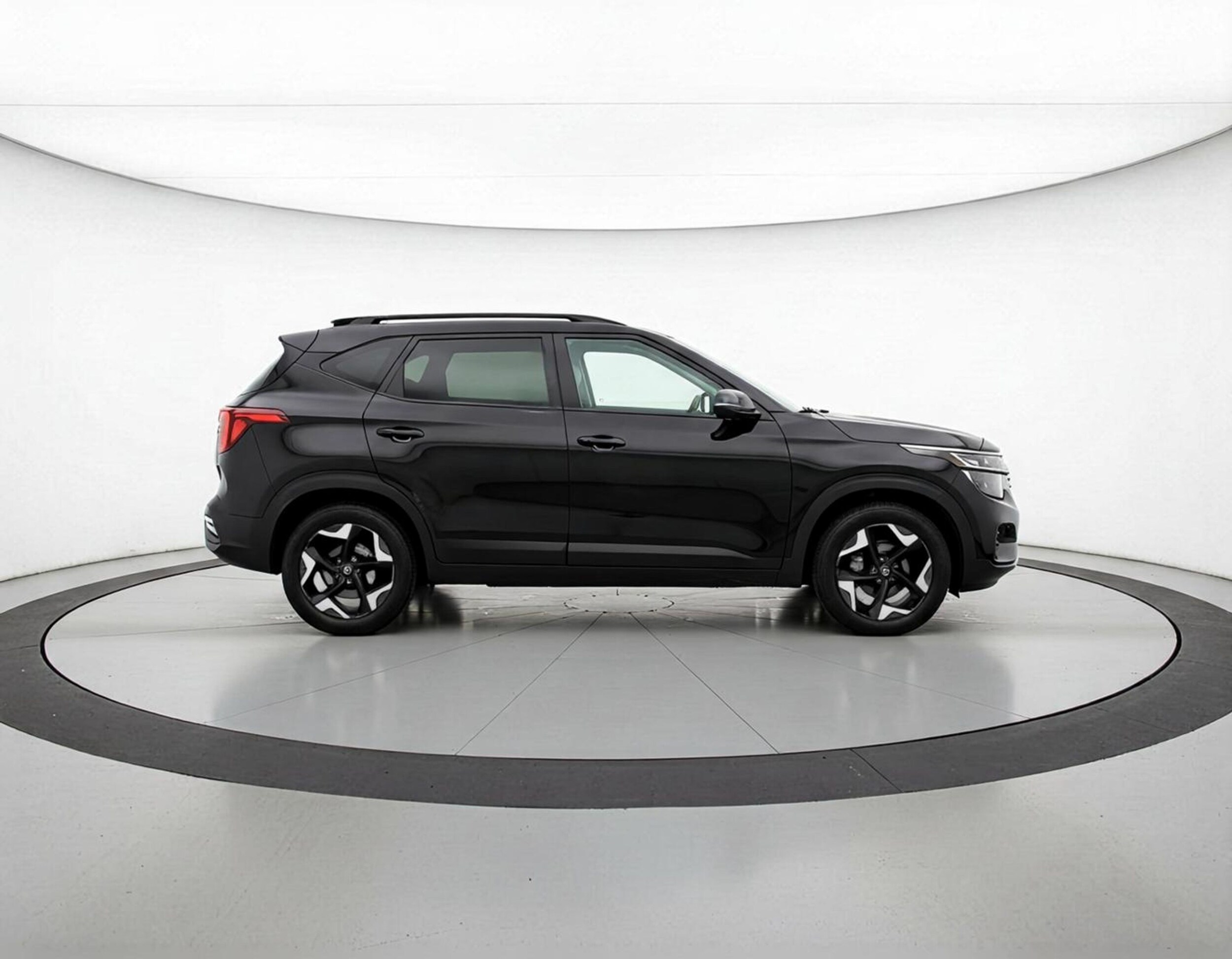 Thumbnail: 2025 Kia Seltos - 8