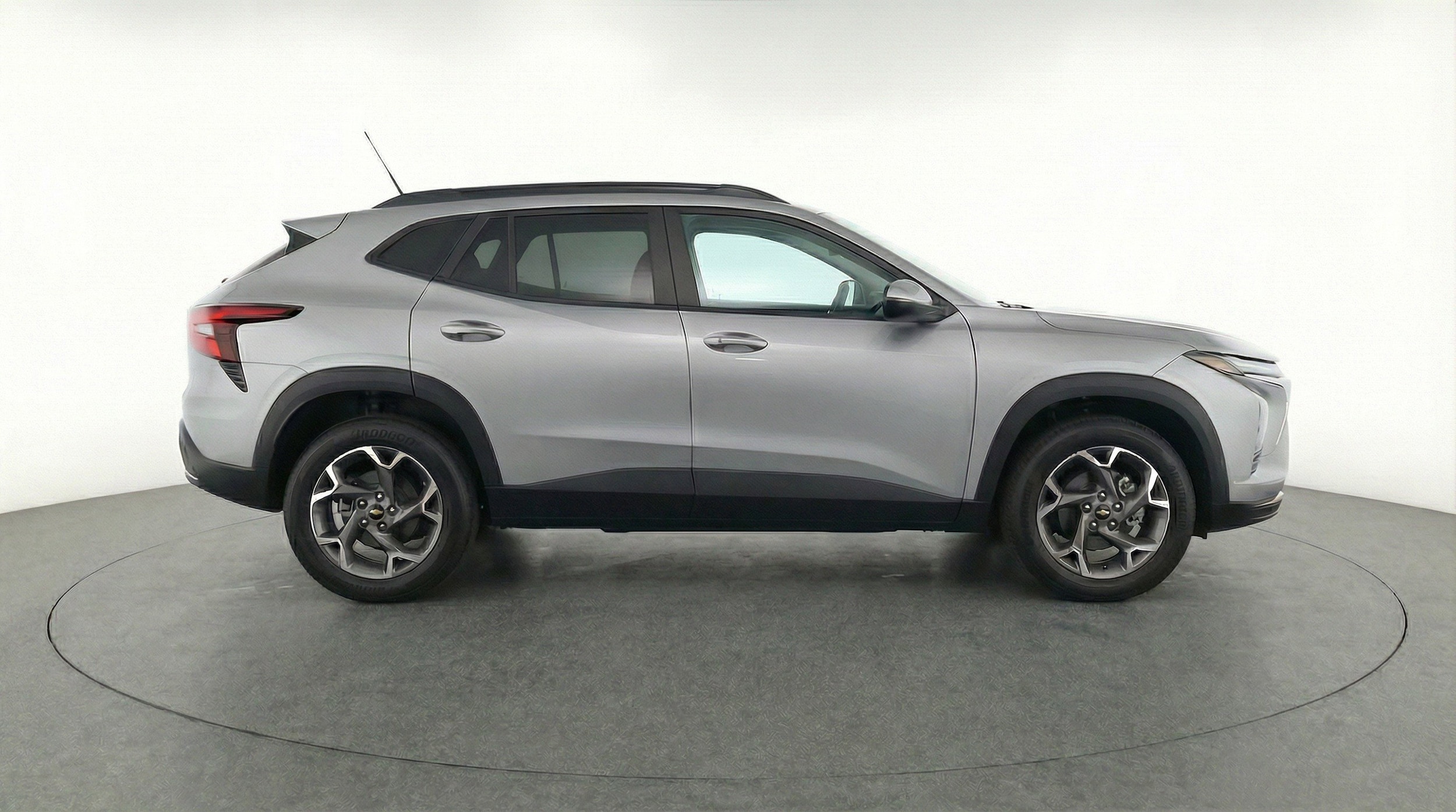 Thumbnail: 2025 Chevrolet Trax - 11