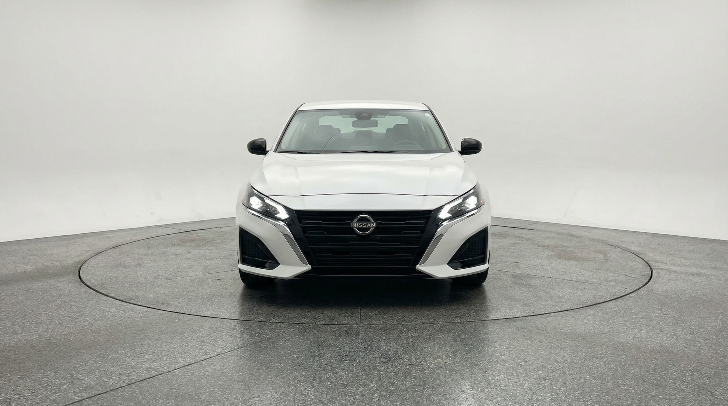 Thumbnail: 2025 Nissan Altima - 2