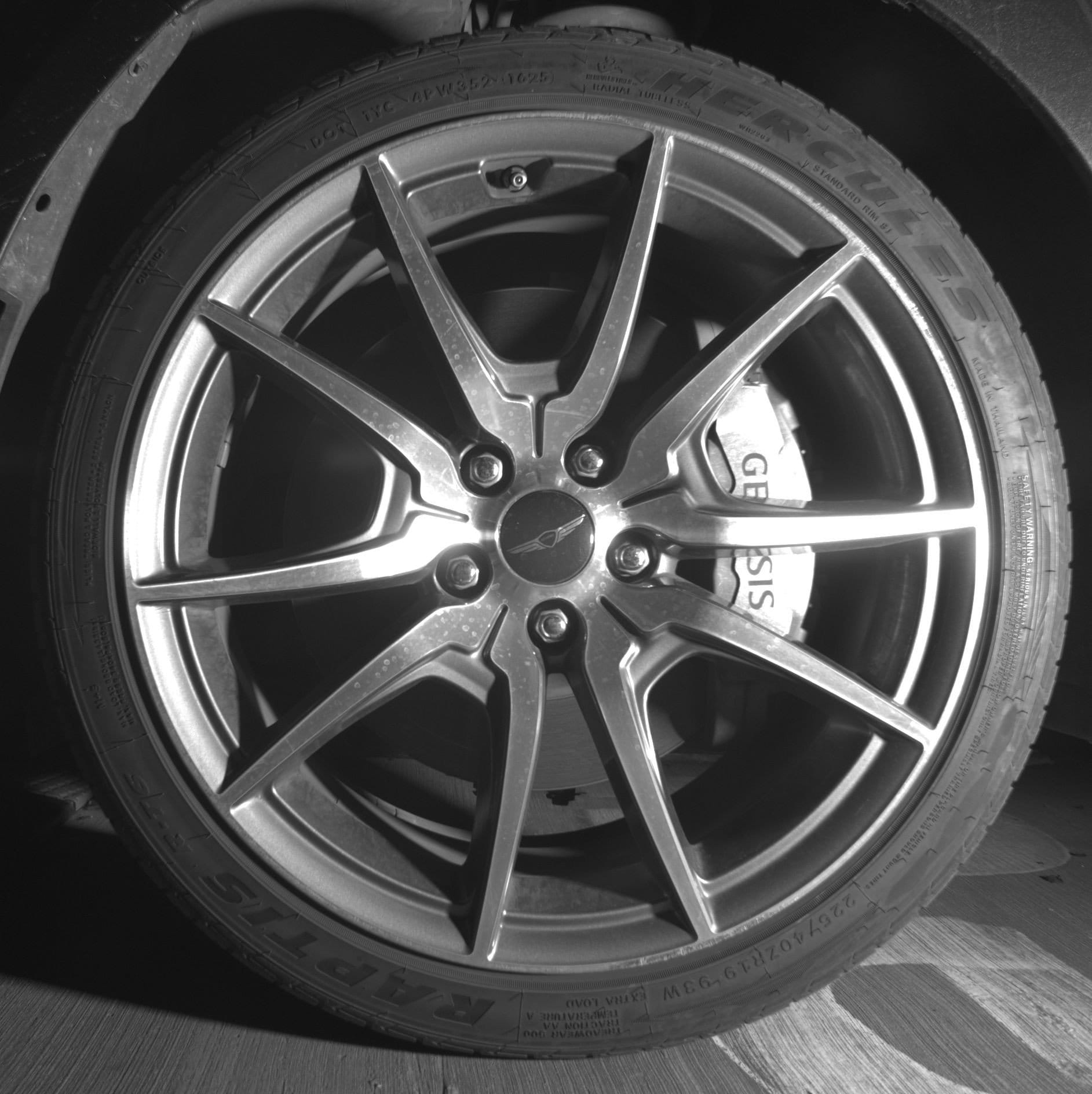 Thumbnail: 2025 Genesis G70 - 12