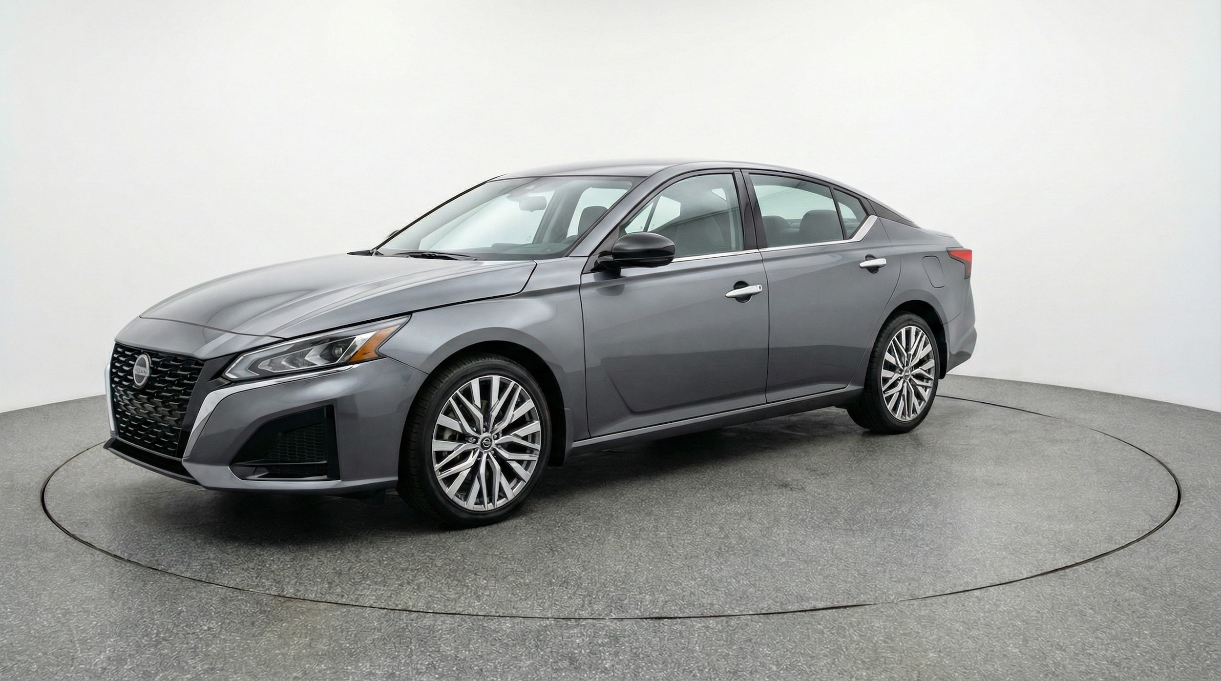 Thumbnail: 2025 Nissan Altima - 3