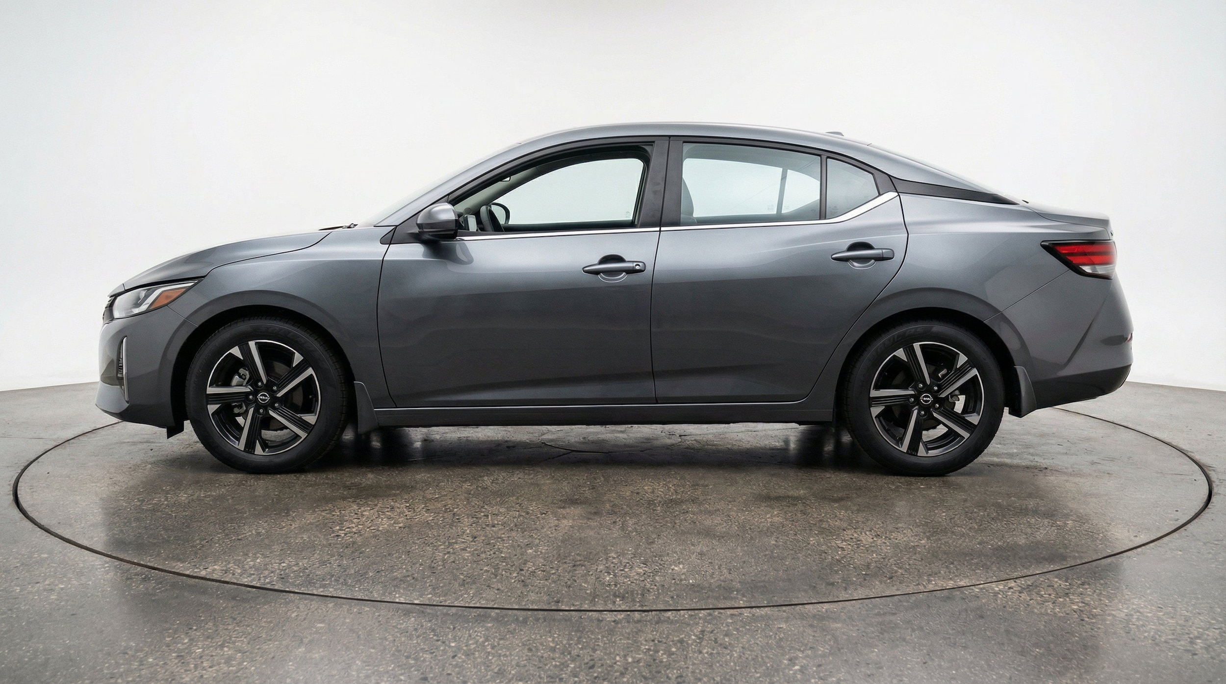 Thumbnail: 2025 Nissan Sentra - 5