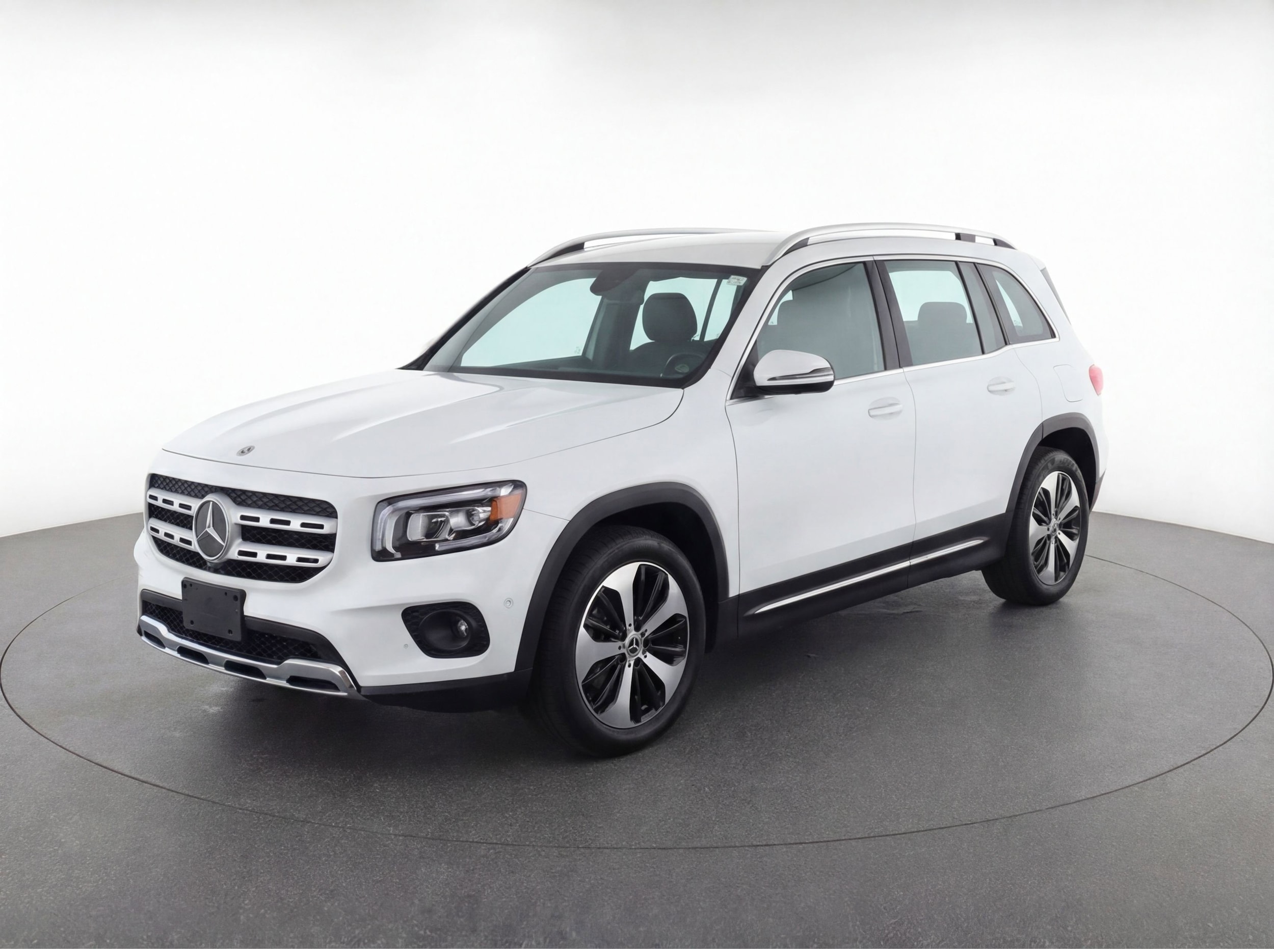 Thumbnail: 2025 Mercedes-Benz GLB - 3