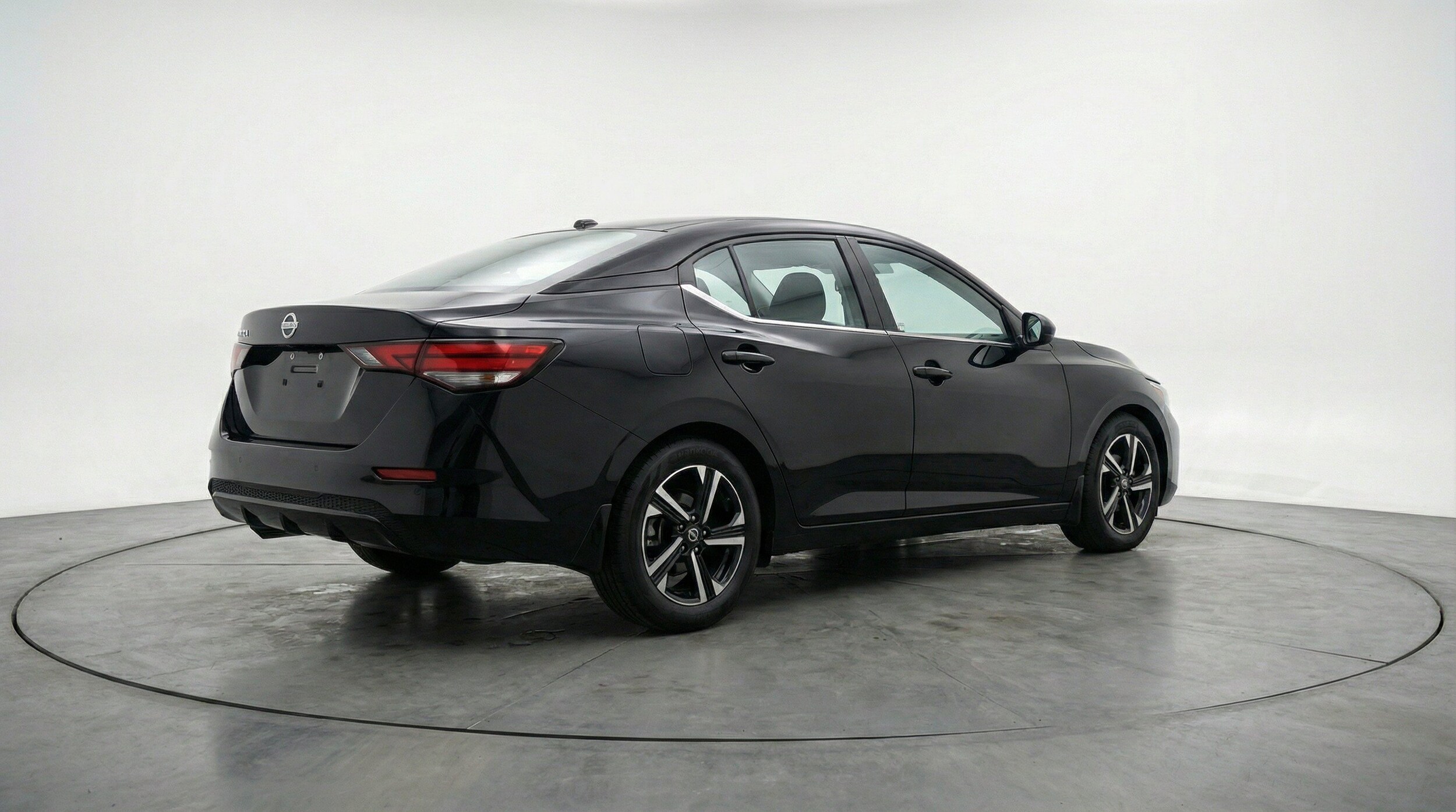Thumbnail: 2025 Nissan Sentra - 9