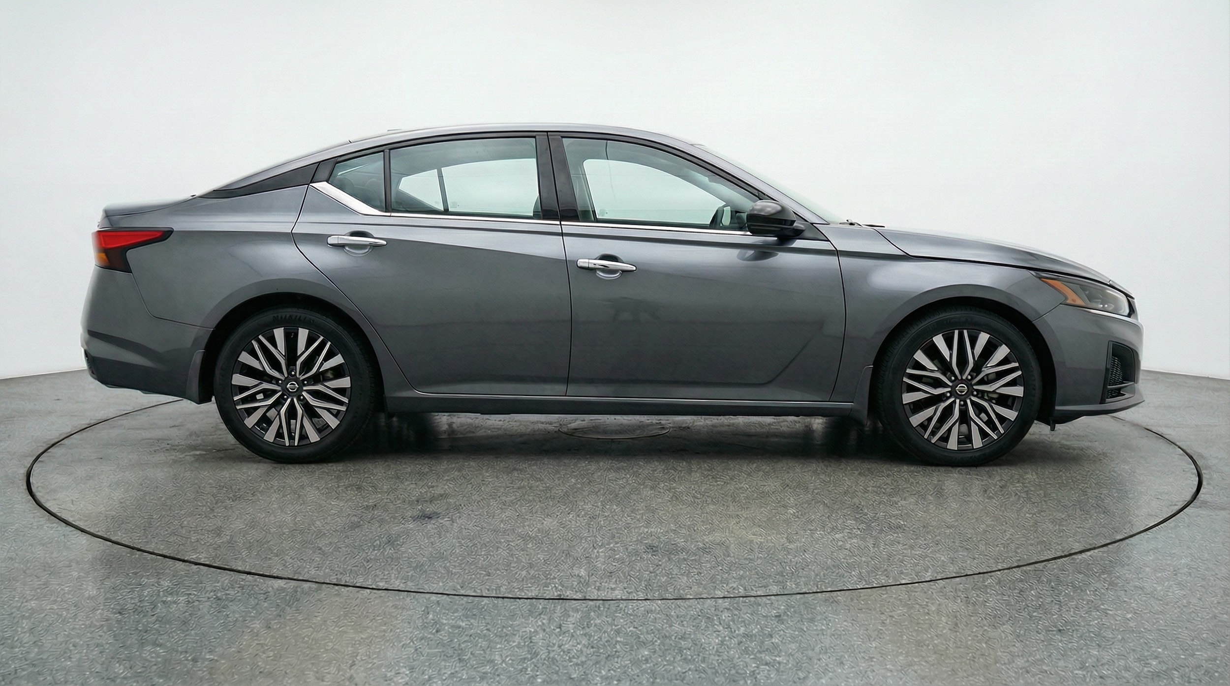 Thumbnail: 2025 Nissan Altima - 8