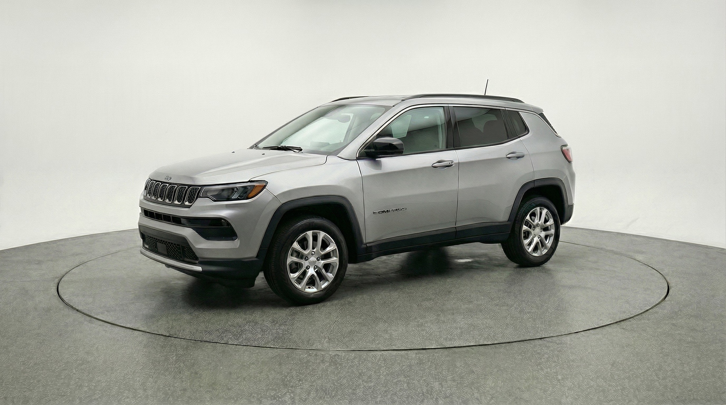 Thumbnail: 2025 Jeep Compass - 3