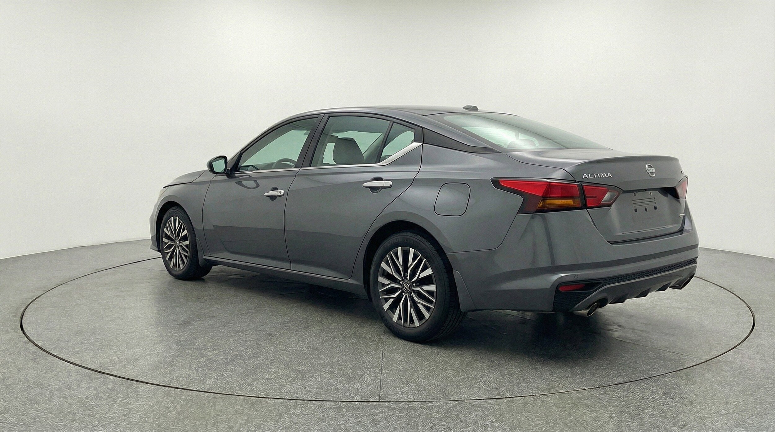 Thumbnail: 2025 Nissan Altima - 6