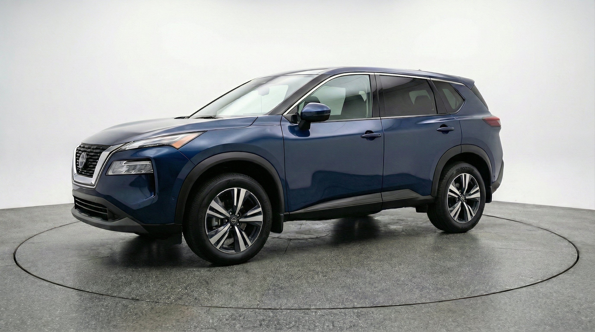 Thumbnail: 2026 Nissan Rogue - 3