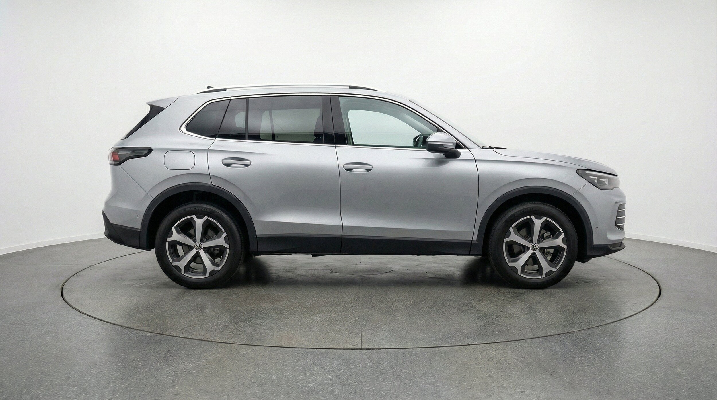 Thumbnail: 2026 Volkswagen Tiguan - 11