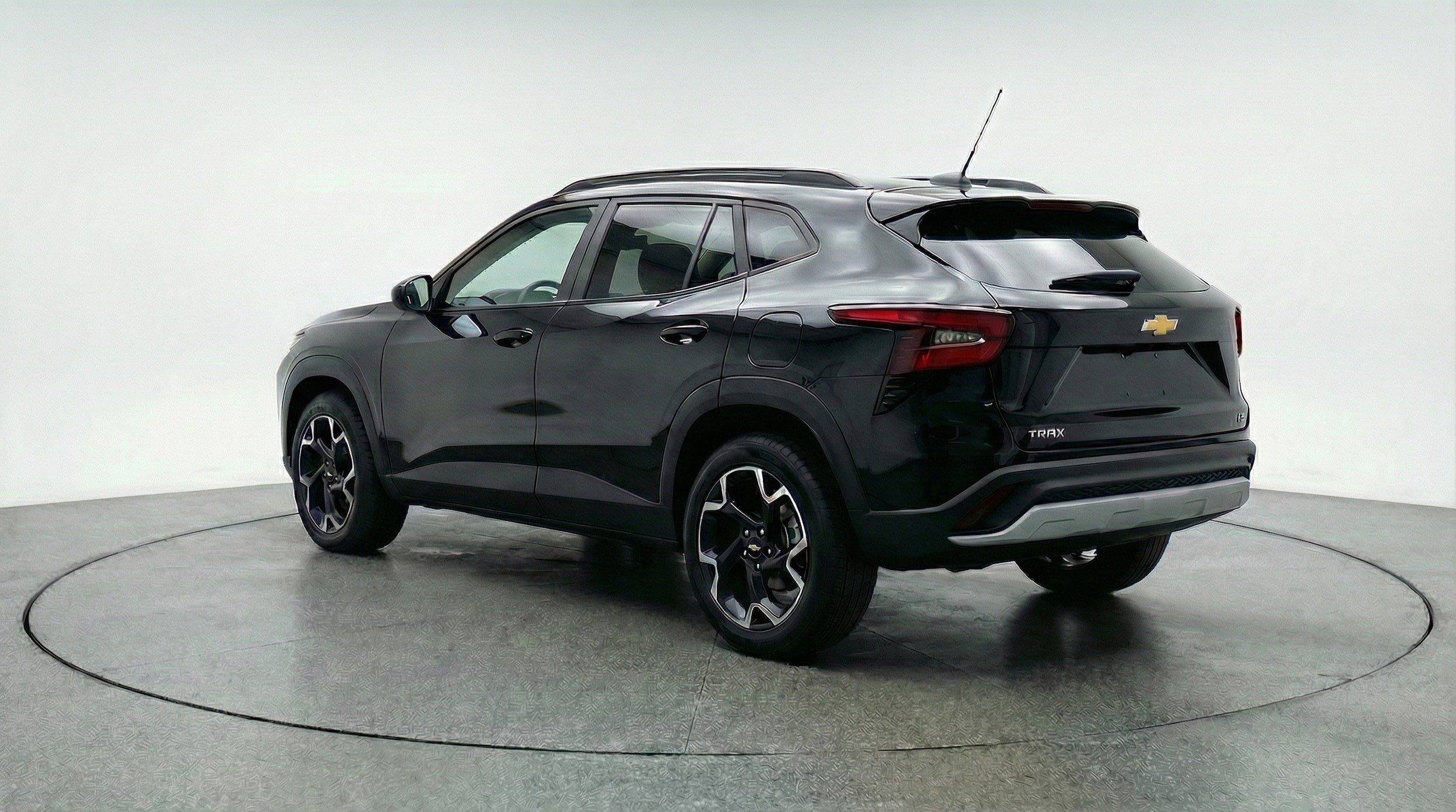 Thumbnail: 2025 Chevrolet Trax - 5