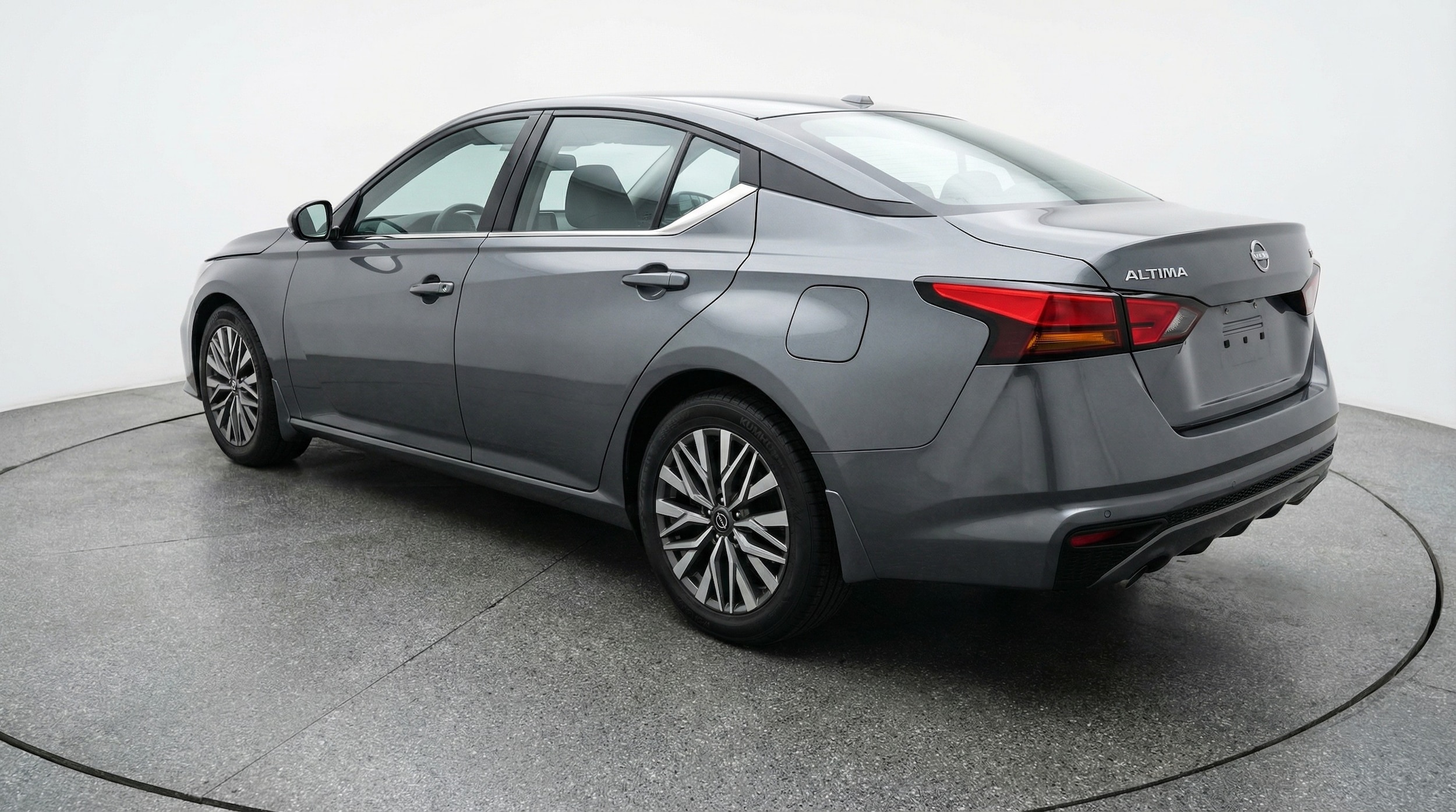 Thumbnail: 2025 Nissan Altima - 5