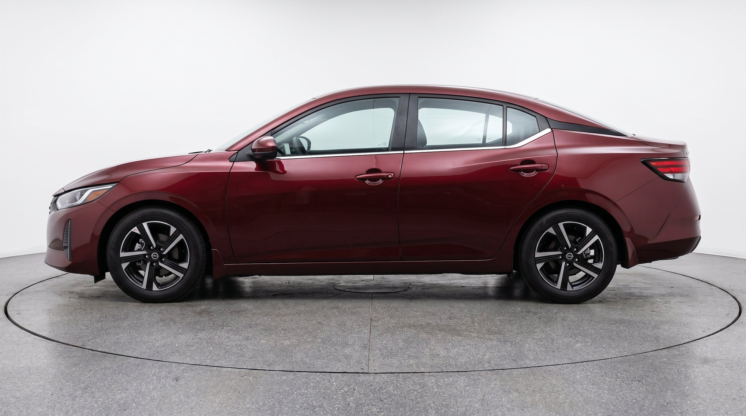 Thumbnail: 2025 Nissan Sentra - 5