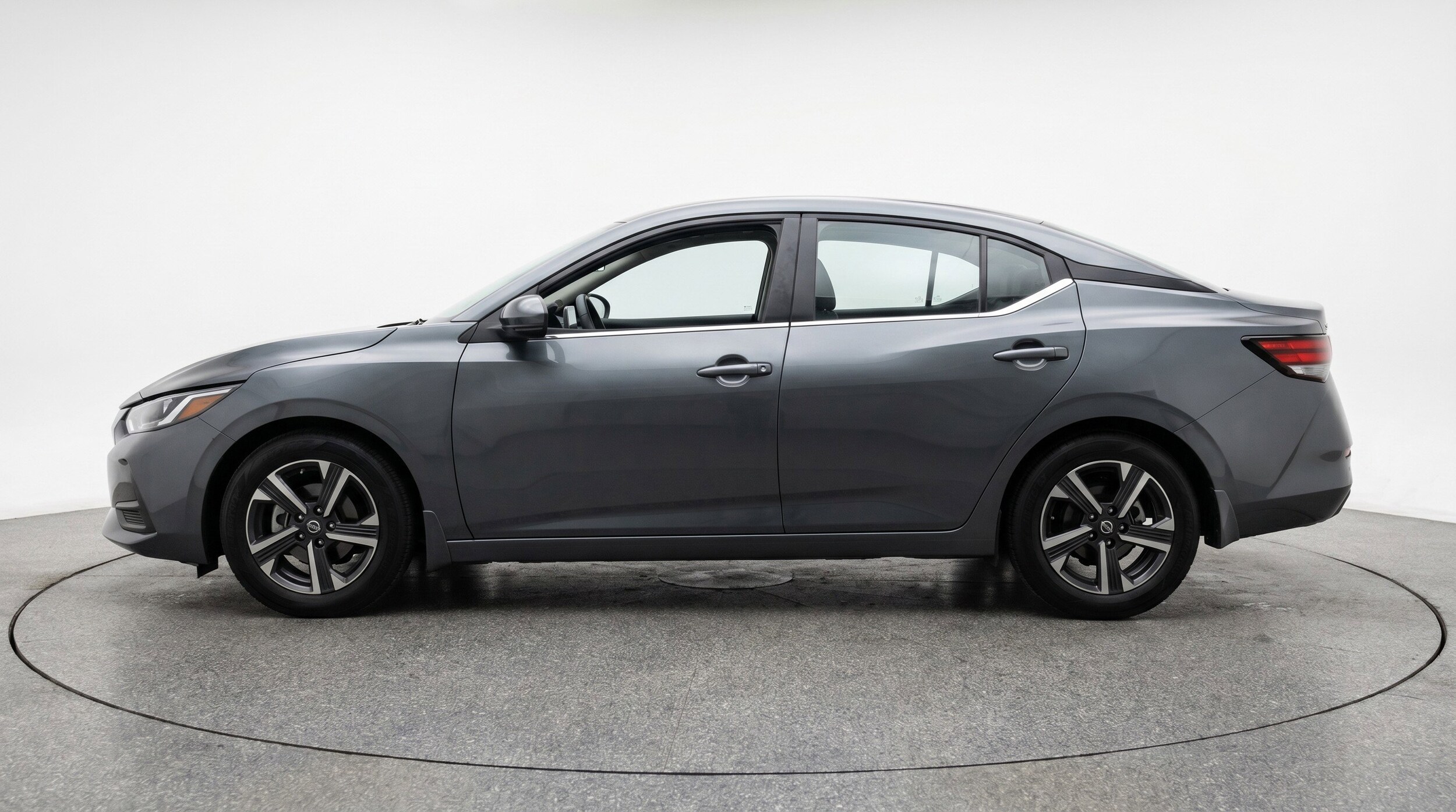 Thumbnail: 2025 Nissan Sentra - 5