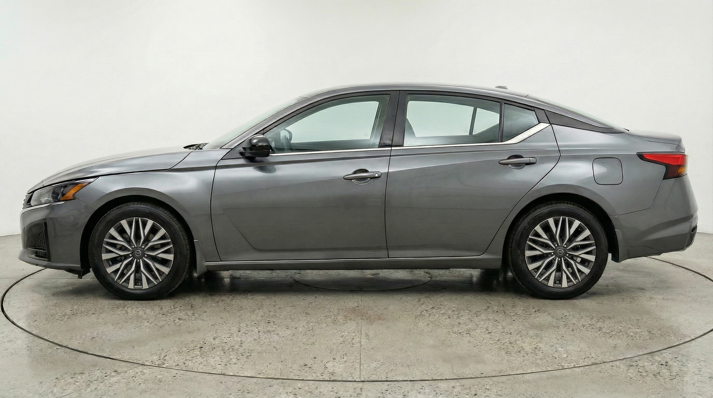 Thumbnail: 2025 Nissan Altima - 4