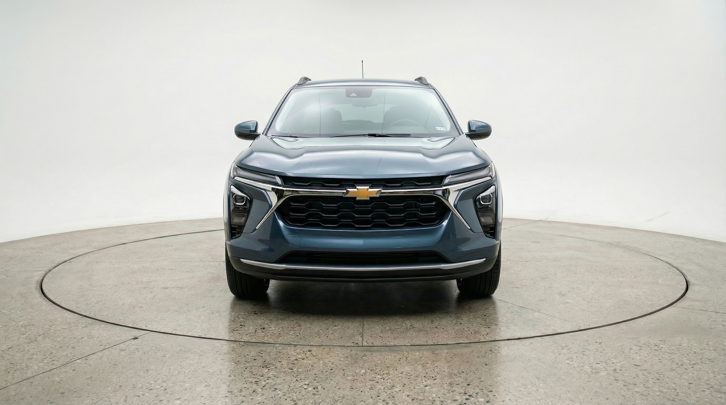 Thumbnail: 2025 Chevrolet Trax - 2