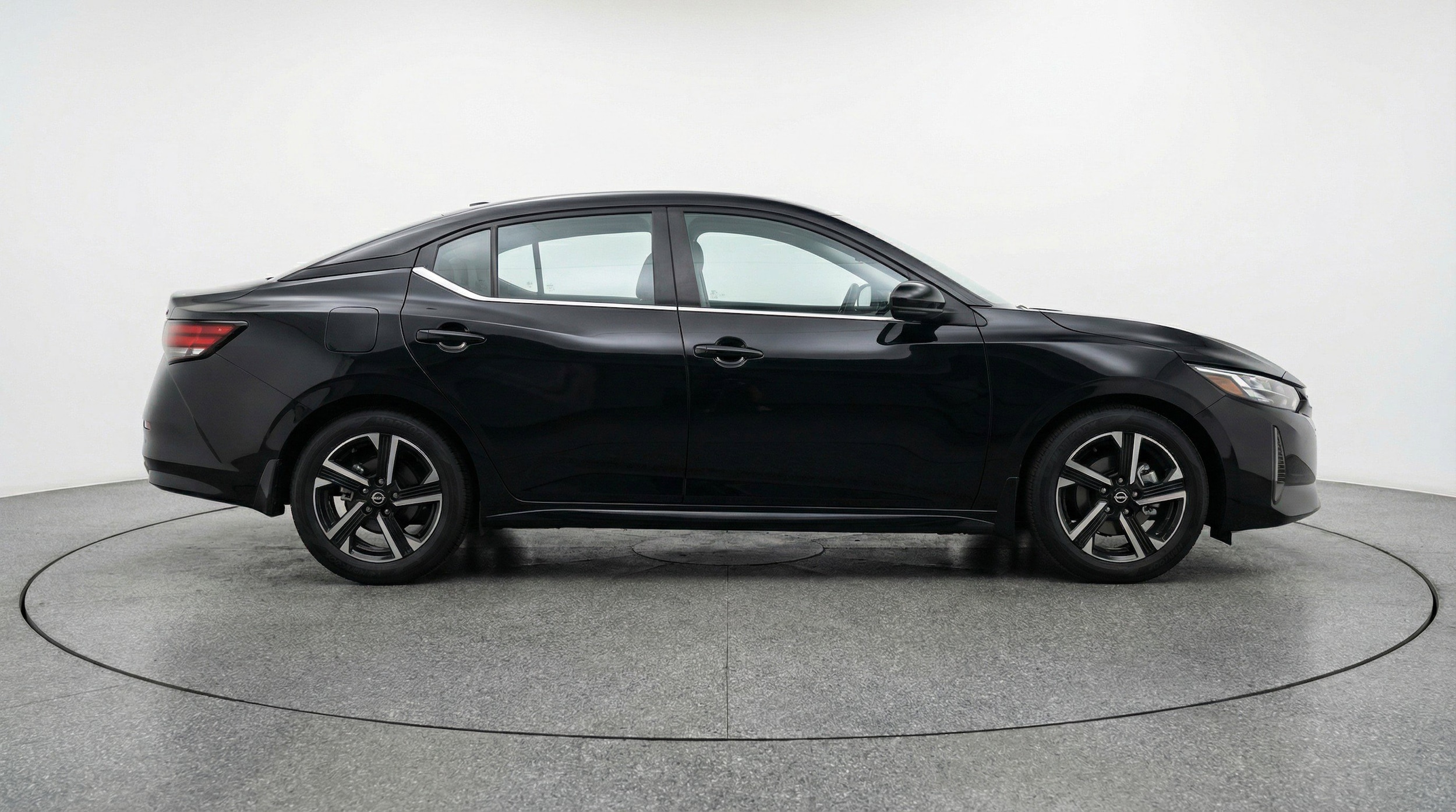 Thumbnail: 2025 Nissan Sentra - 11