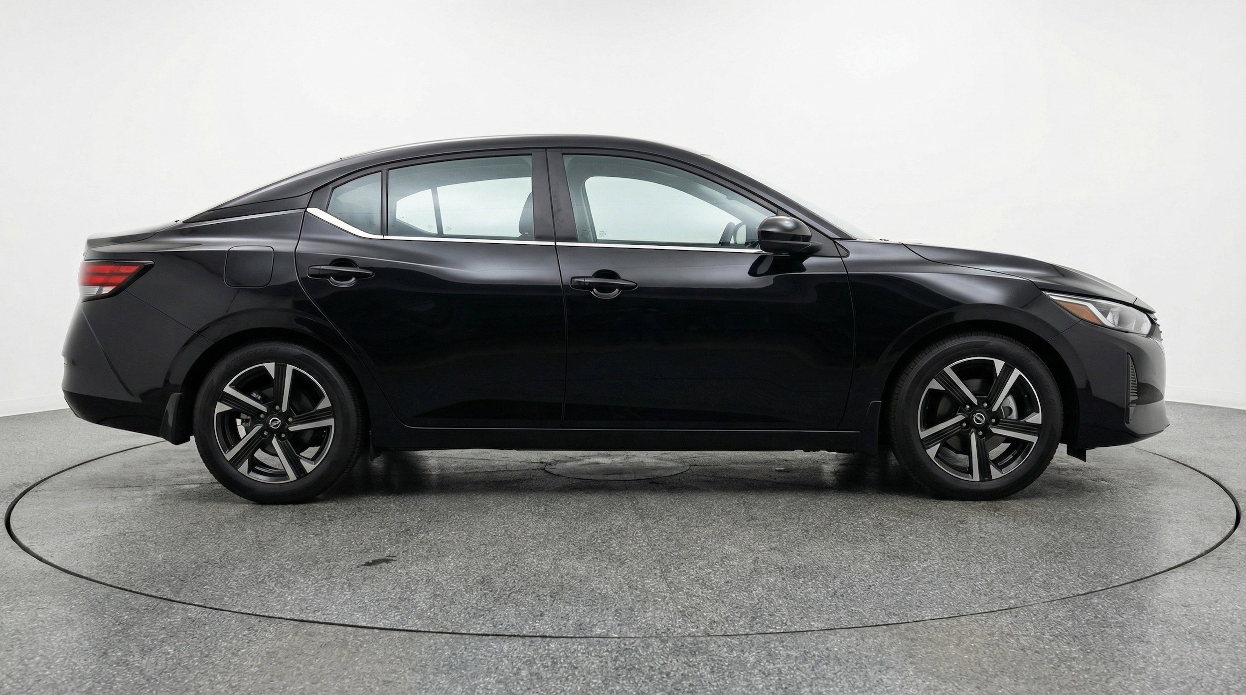 Thumbnail: 2025 Nissan Sentra - 11