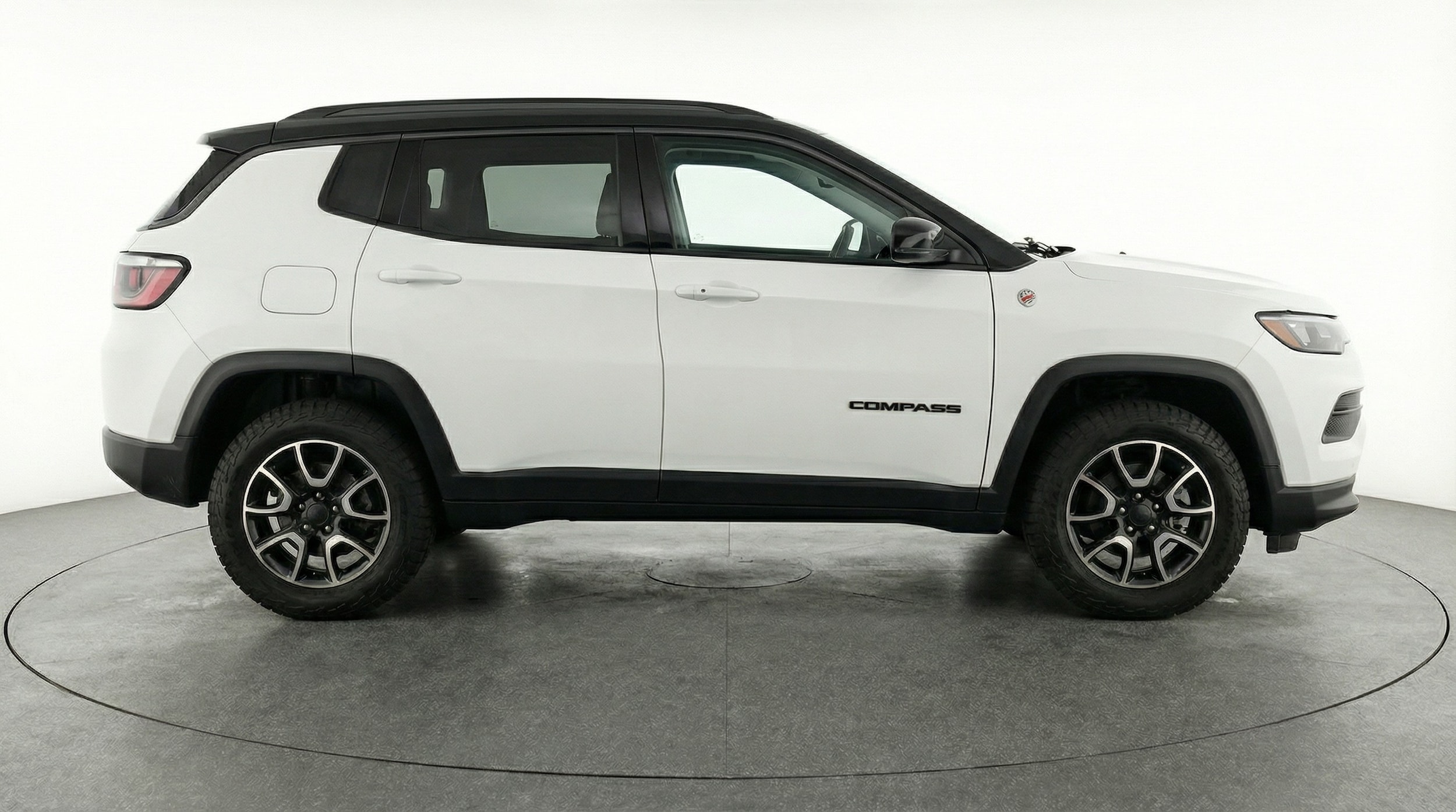 Thumbnail: 2025 Jeep Compass - 8