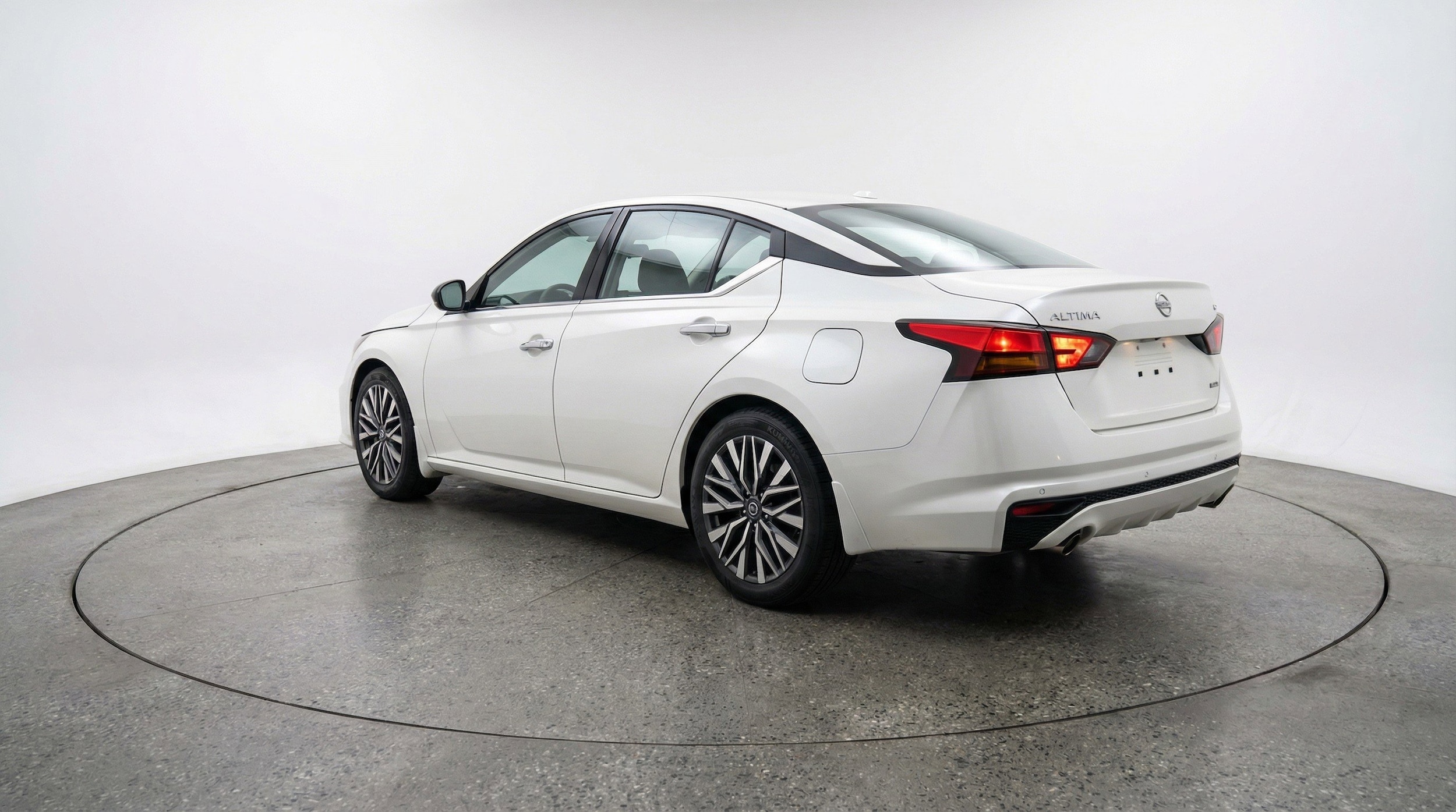 Thumbnail: 2025 Nissan Altima - 6