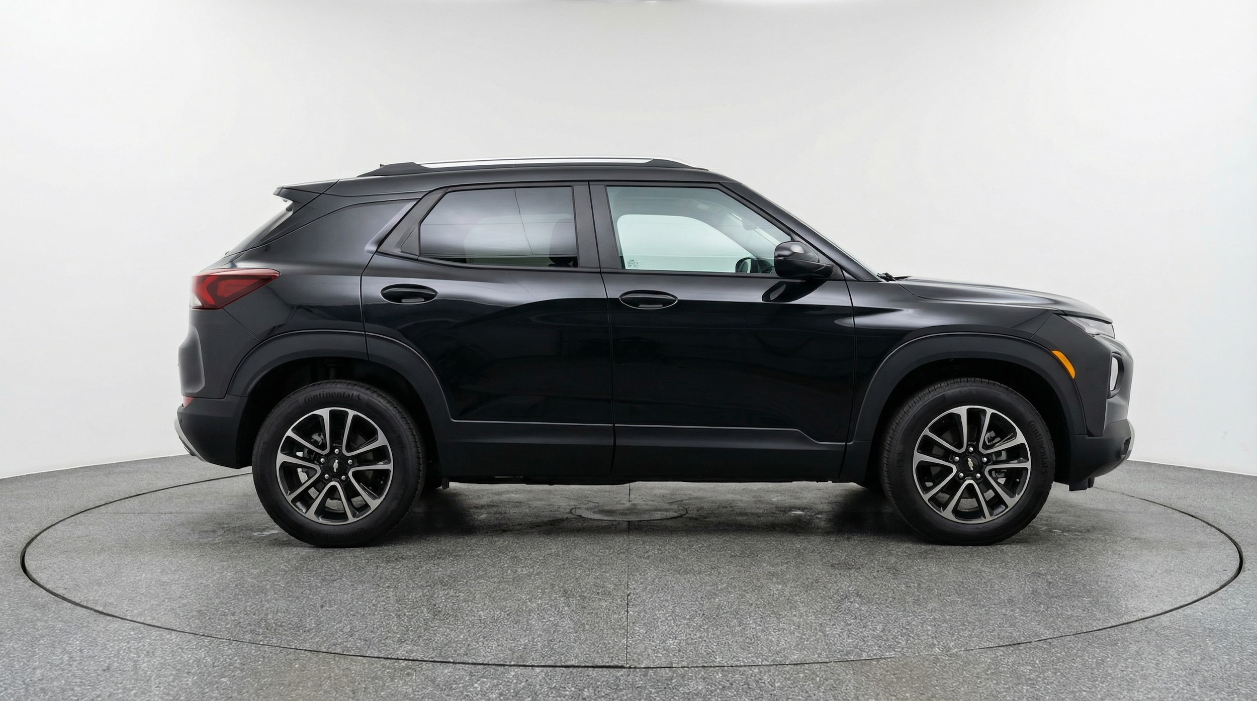 Thumbnail: 2025 Chevrolet TrailBlazer - 8