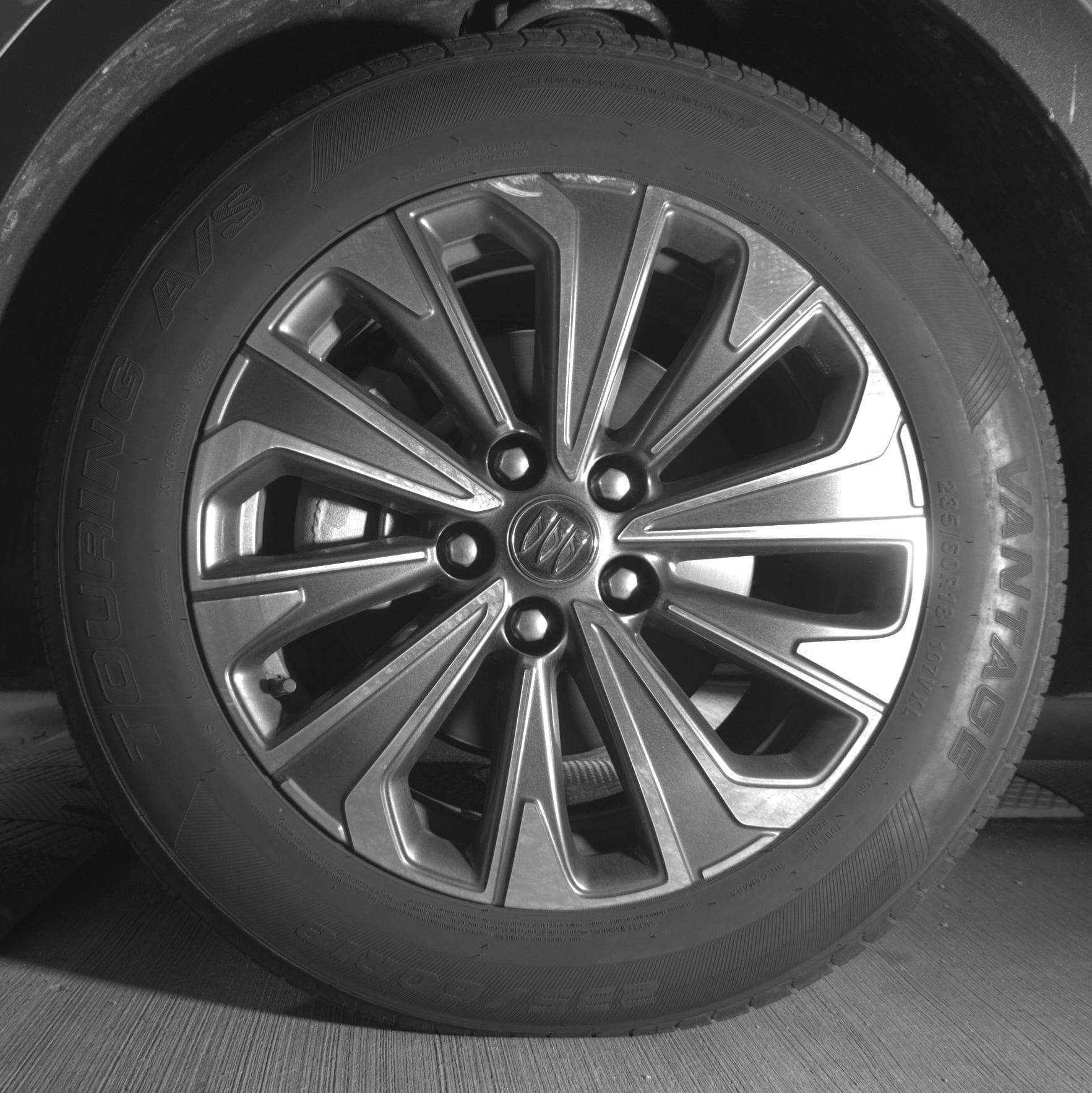 Thumbnail: 2024 Buick Envision - 12