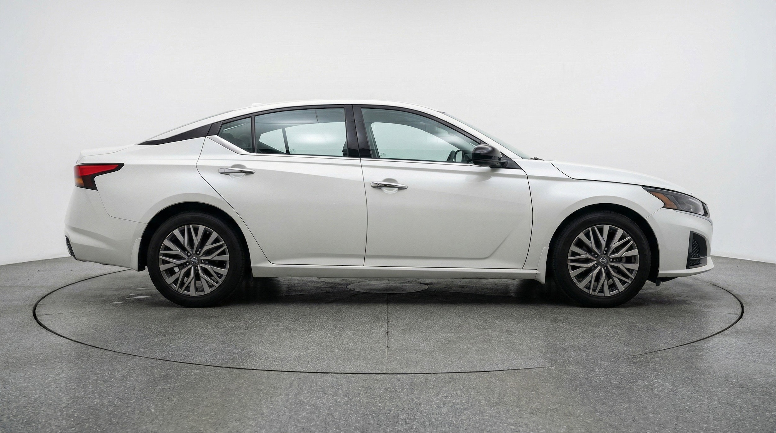 Thumbnail: 2025 Nissan Altima - 11