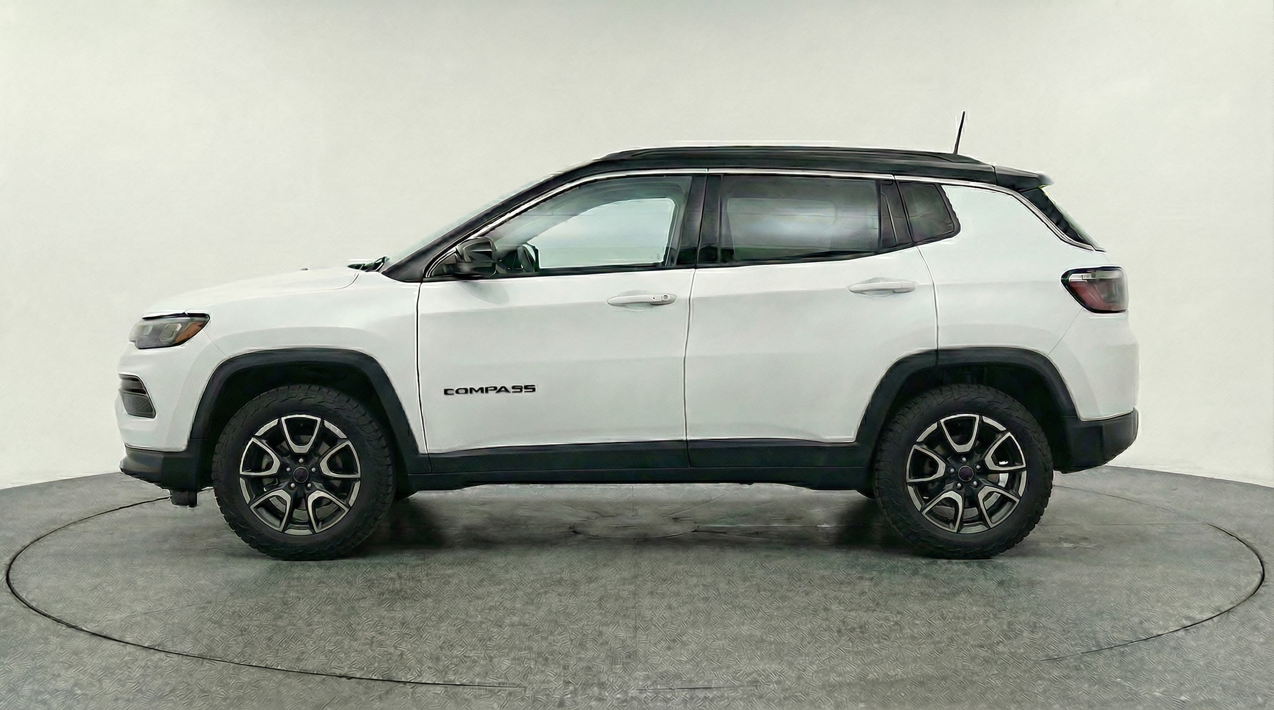 Thumbnail: 2025 Jeep Compass - 4