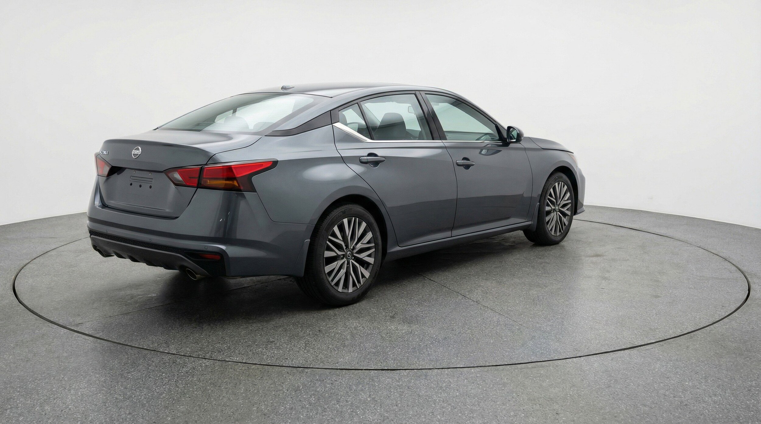 Thumbnail: 2025 Nissan Altima - 9