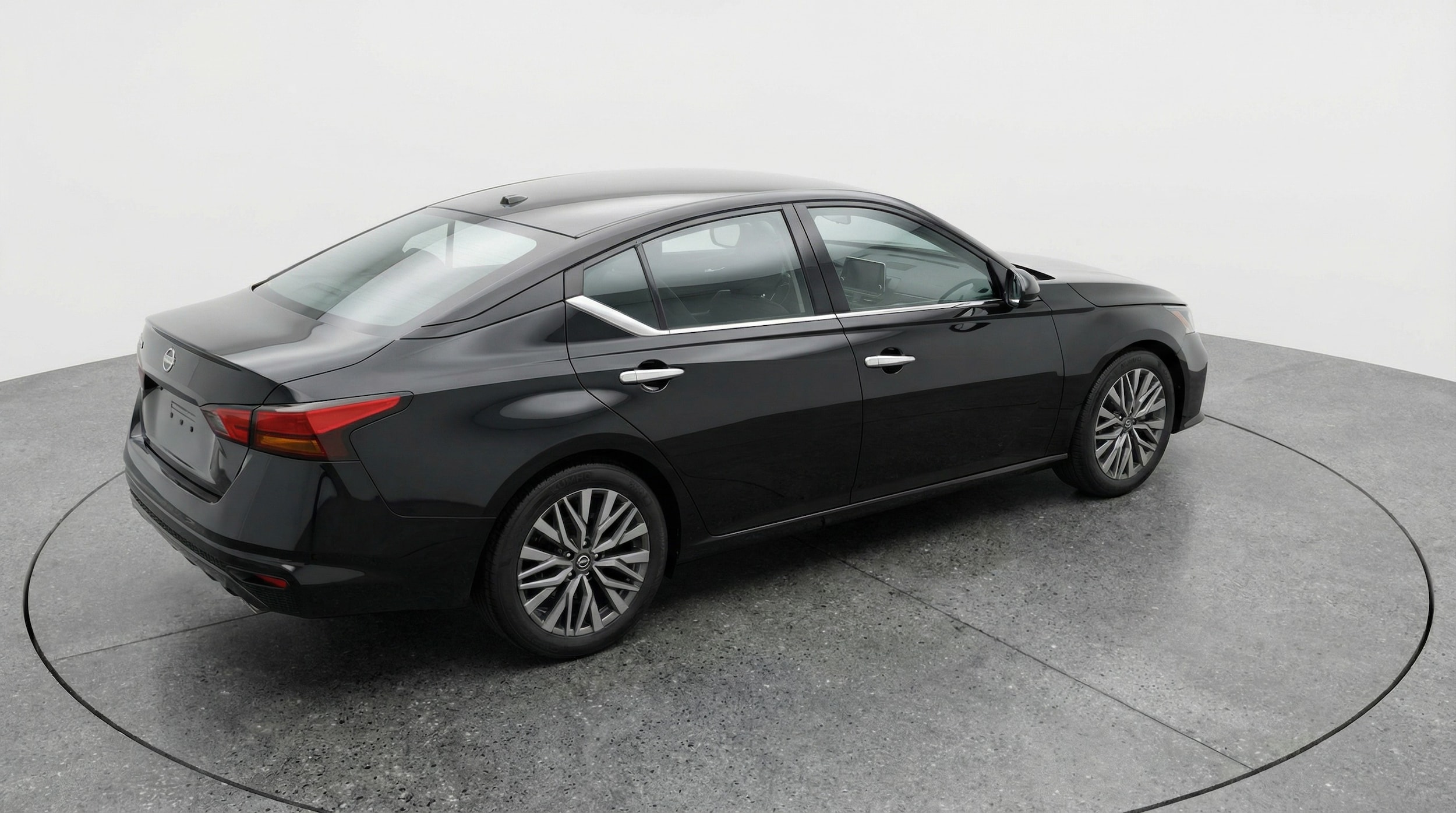 Thumbnail: 2025 Nissan Altima - 7