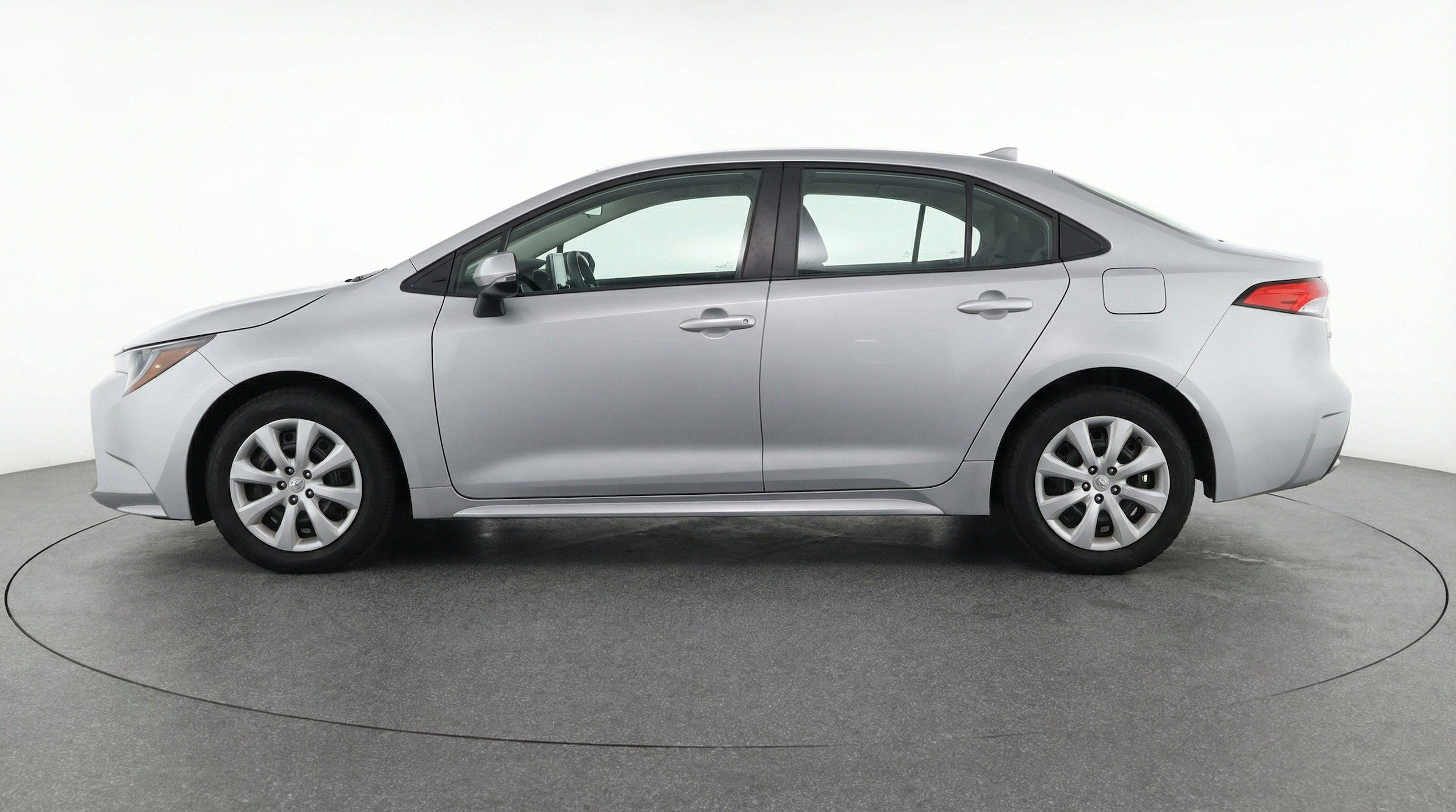 Thumbnail: 2025 Toyota Corolla - 5