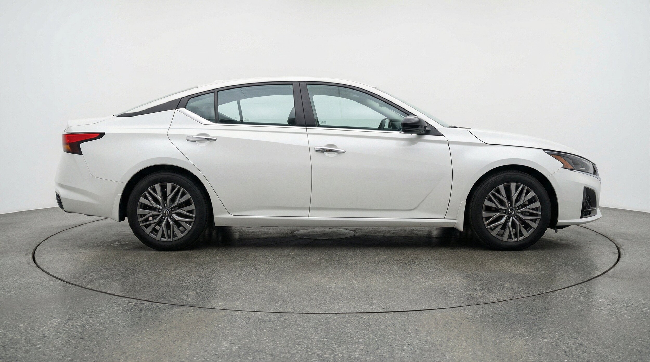 Thumbnail: 2025 Nissan Altima - 11
