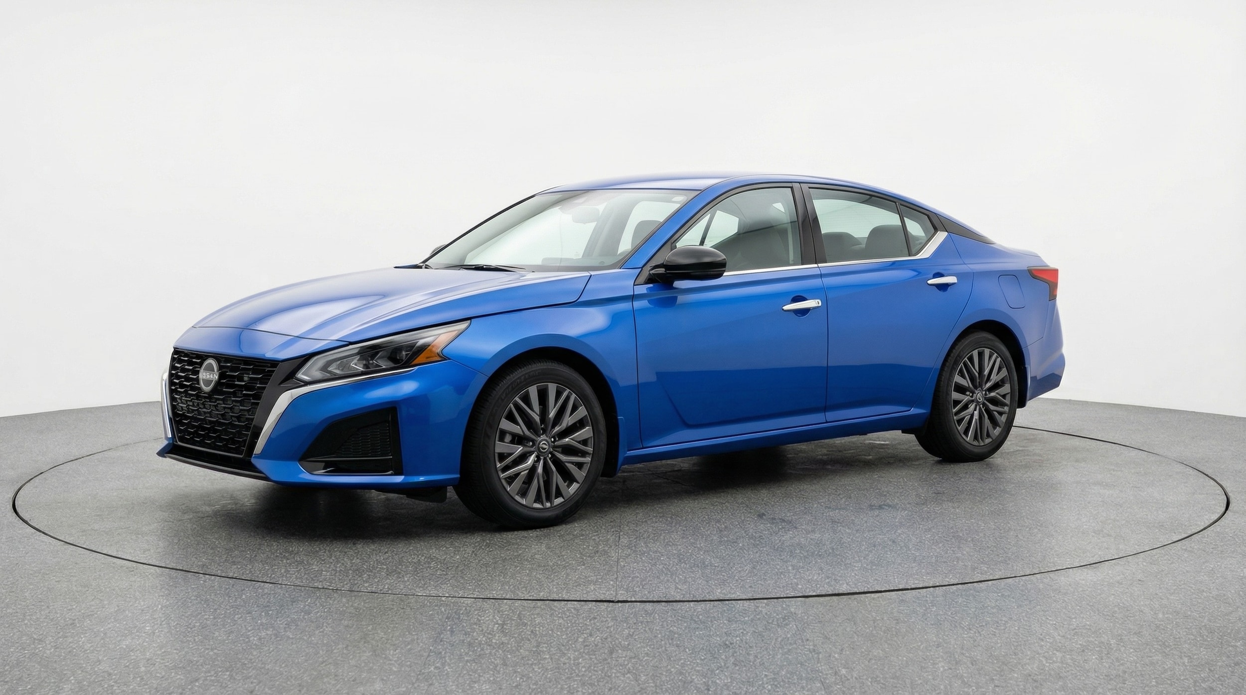 Thumbnail: 2025 Nissan Altima - 3