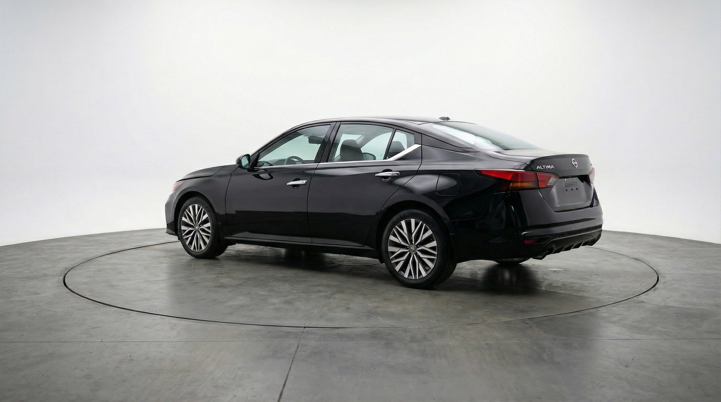 Thumbnail: 2025 Nissan Altima - 6