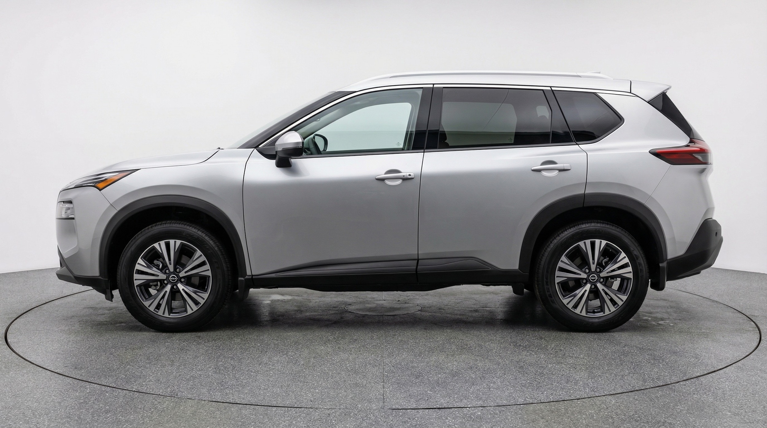 Thumbnail: 2025 Nissan Rogue - 4