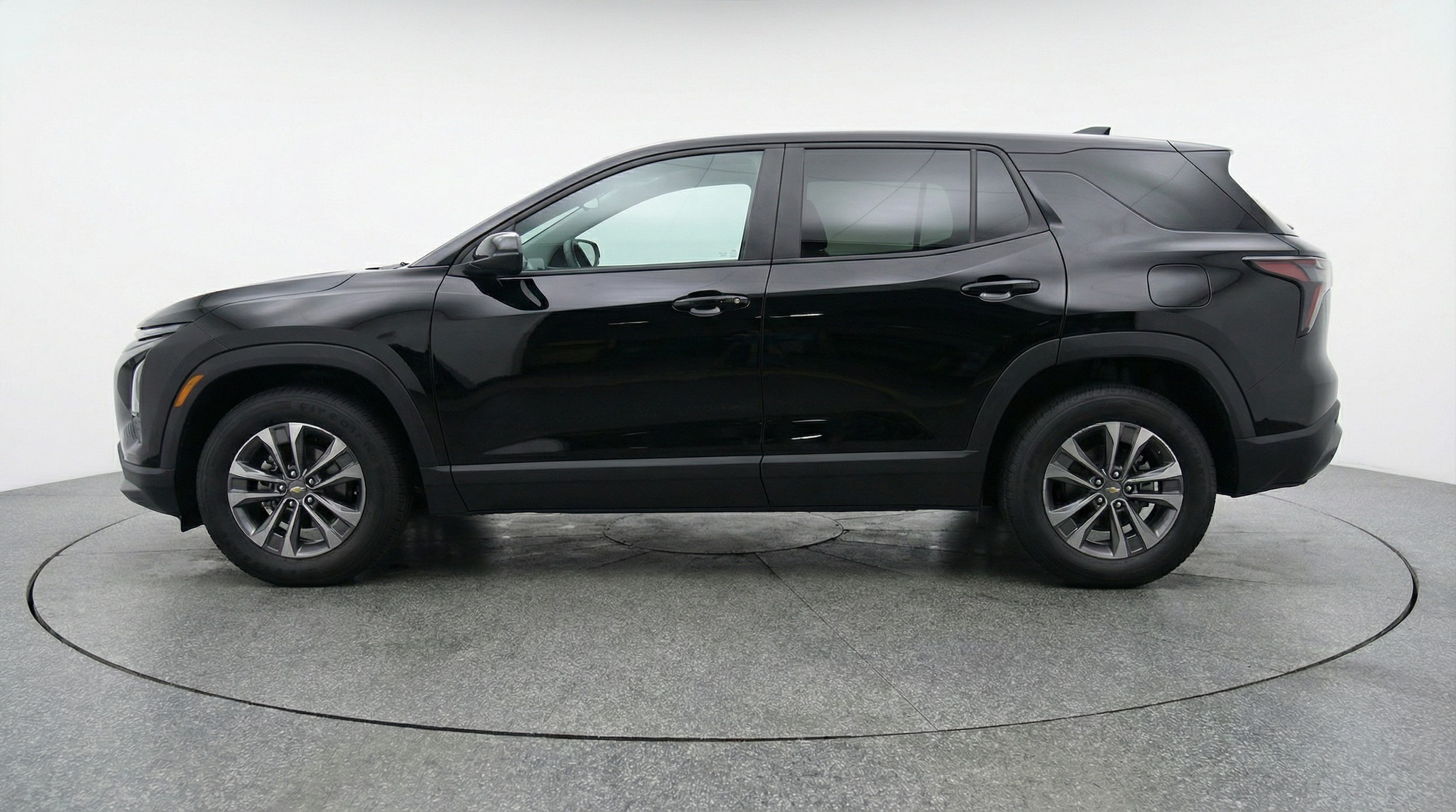 Thumbnail: 2025 Chevrolet Equinox - 4