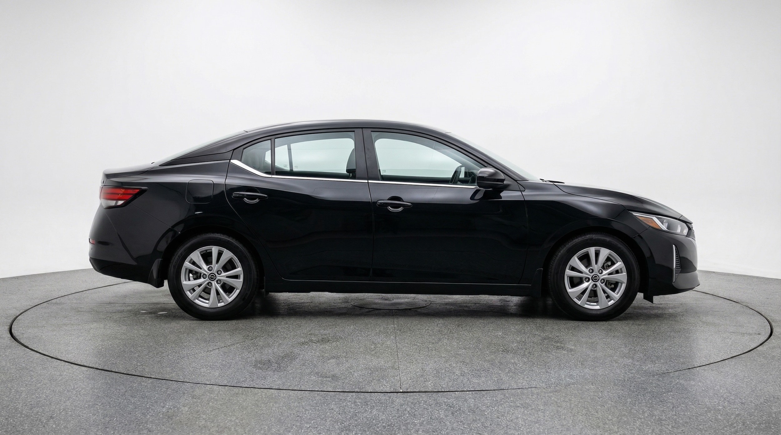 Thumbnail: 2025 Nissan Sentra - 8