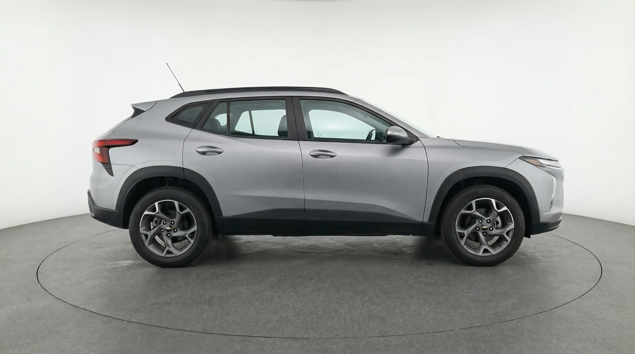 Thumbnail: 2025 Chevrolet Trax - 8