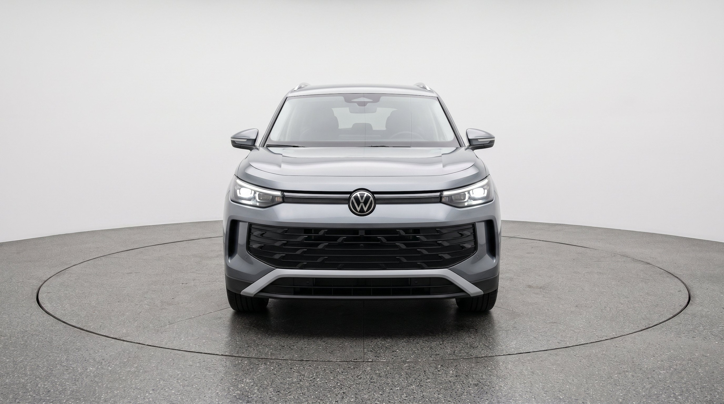 Thumbnail: 2026 Volkswagen Tiguan - 2