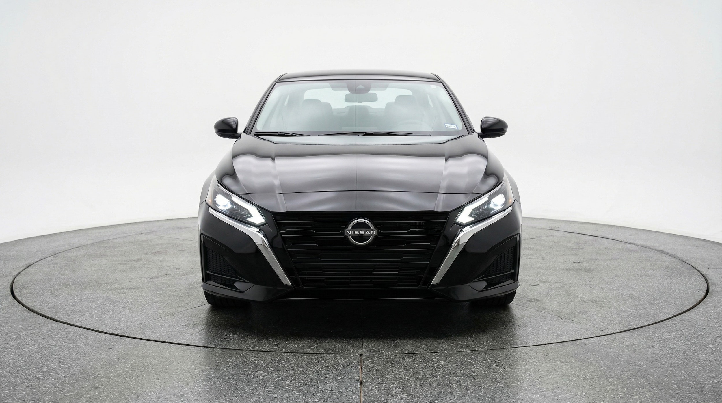 Thumbnail: 2025 Nissan Altima - 2