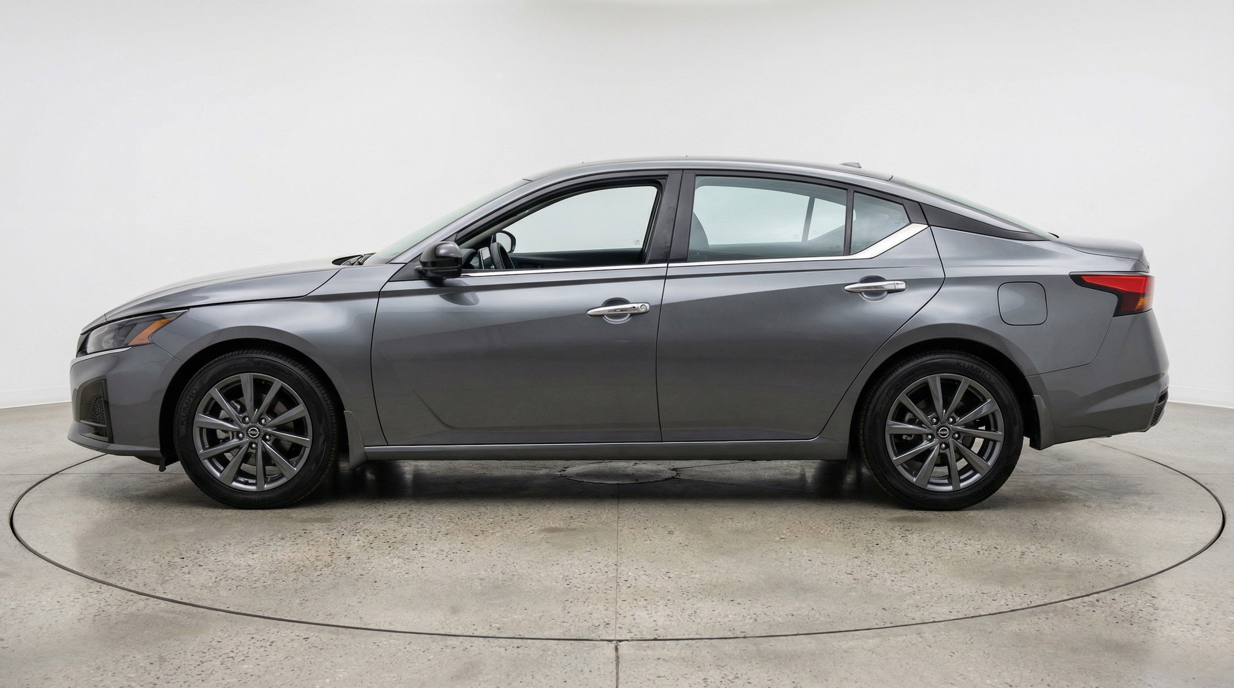 Thumbnail: 2025 Nissan Altima - 5