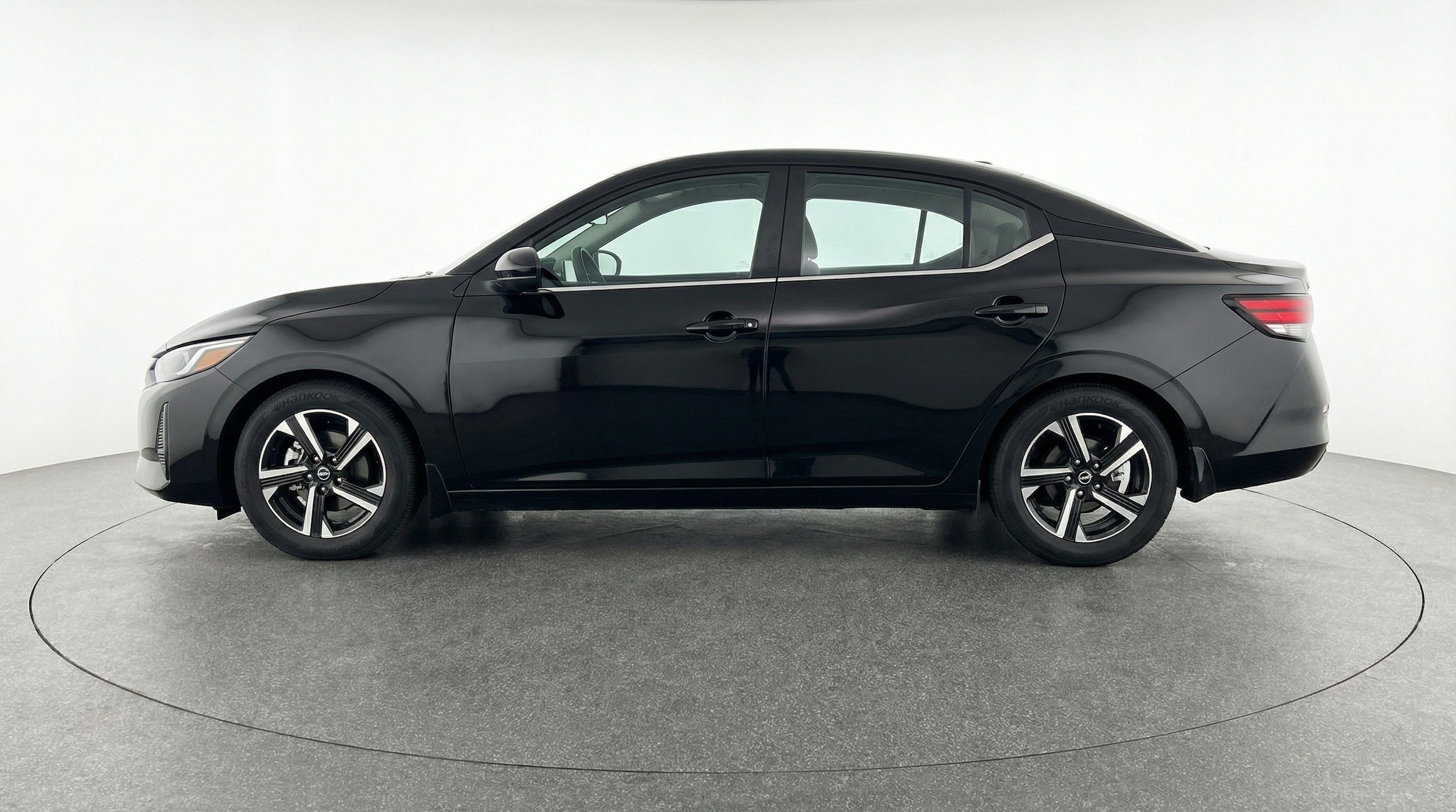 Thumbnail: 2025 Nissan Sentra - 5