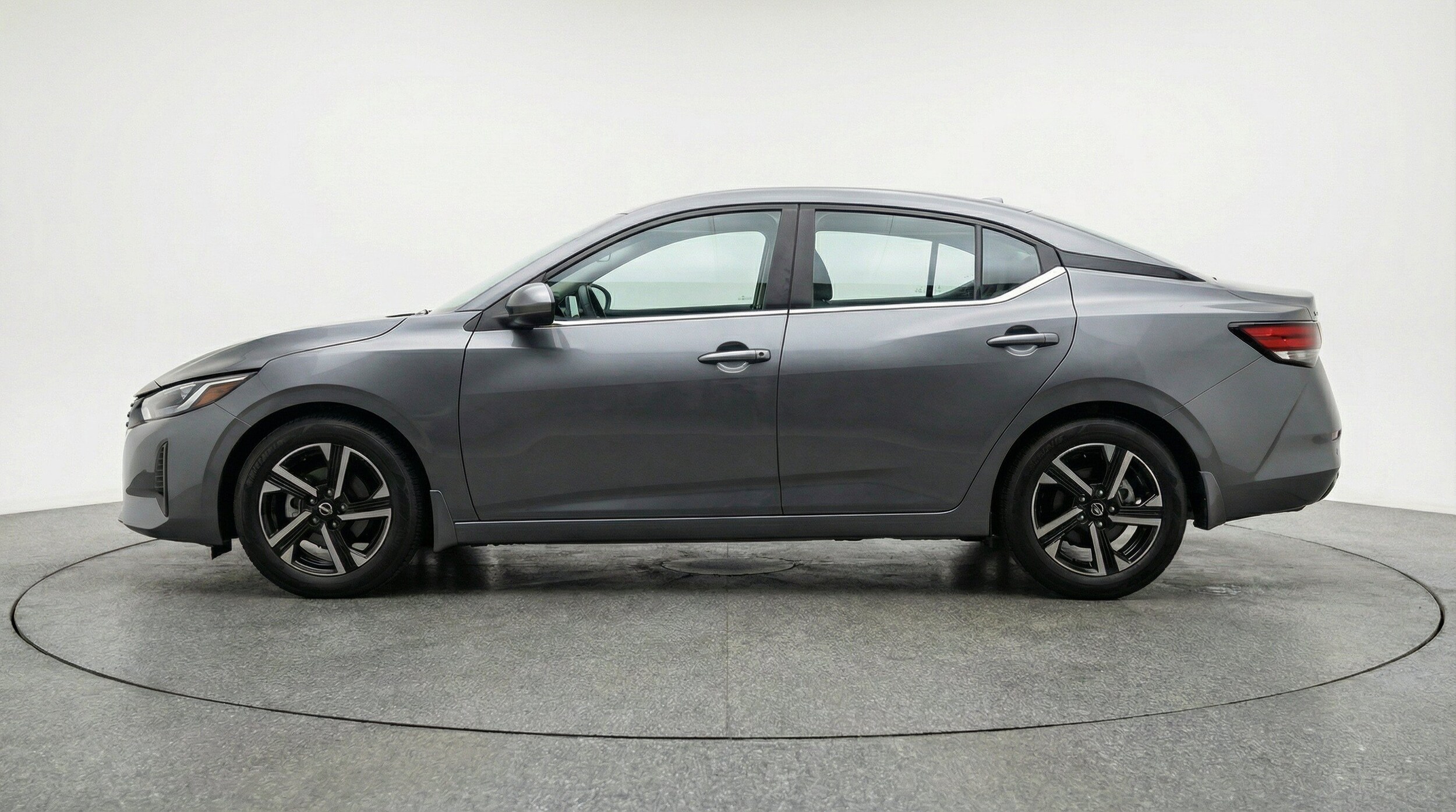 Thumbnail: 2025 Nissan Sentra - 5