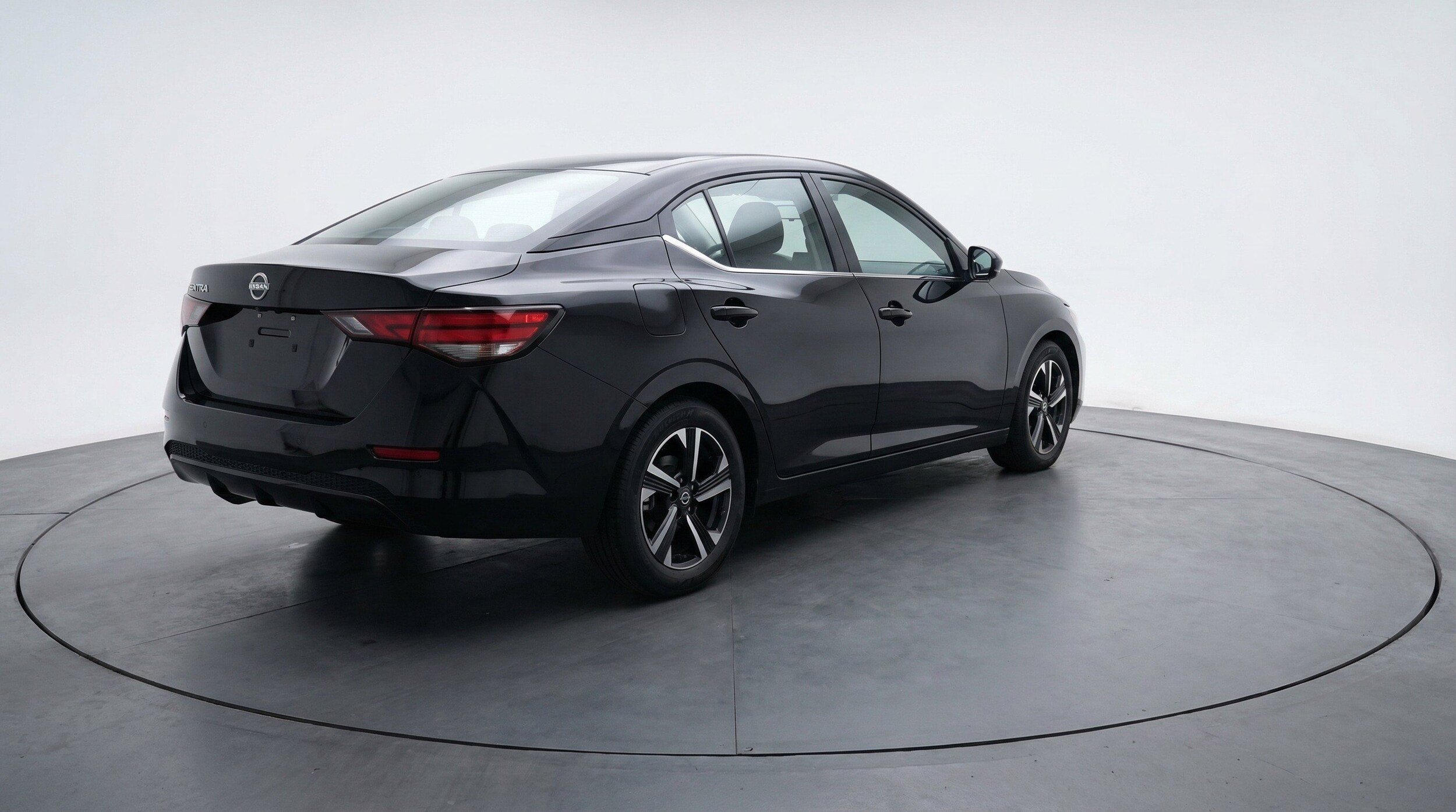 Thumbnail: 2025 Nissan Sentra - 9