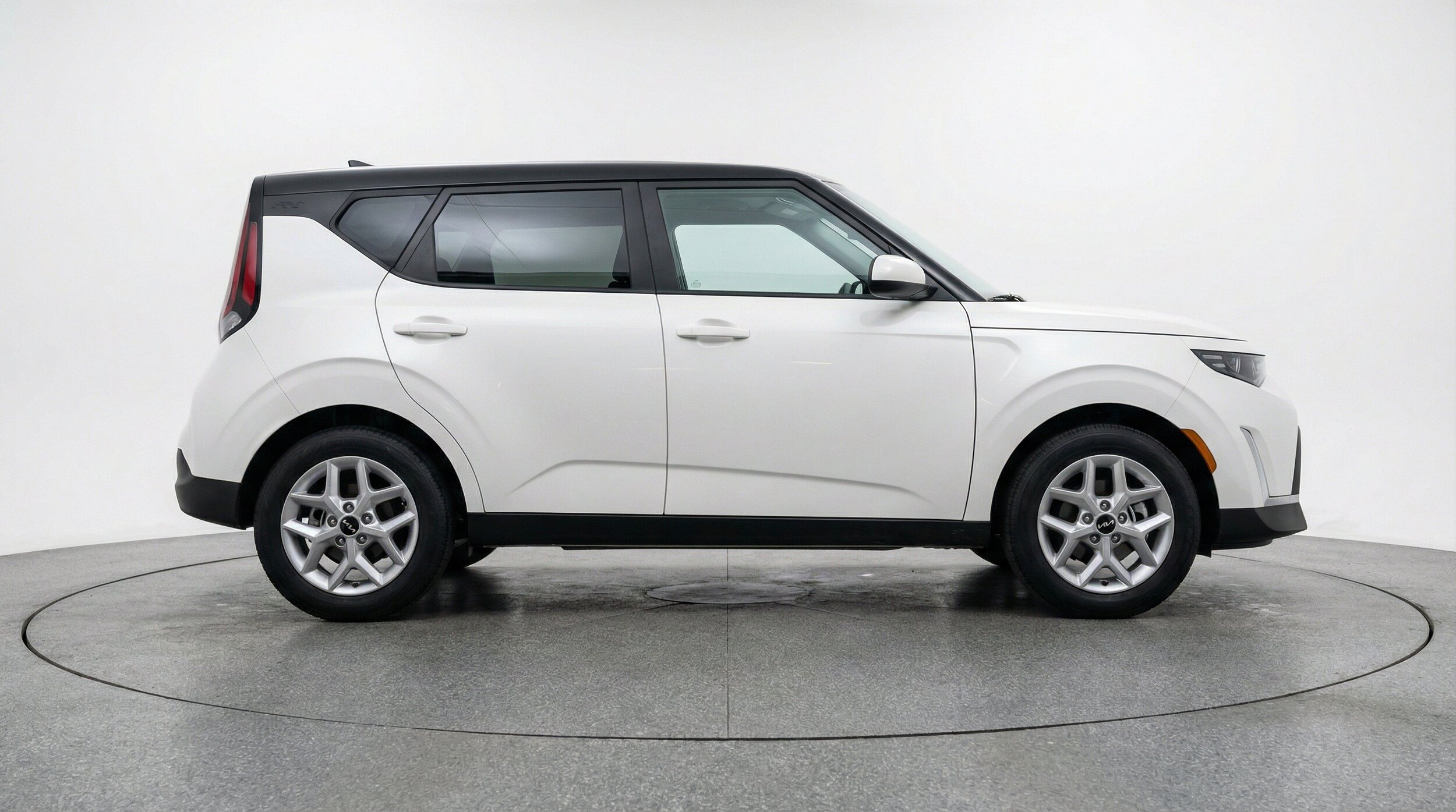 Thumbnail: 2025 Kia Soul - 11