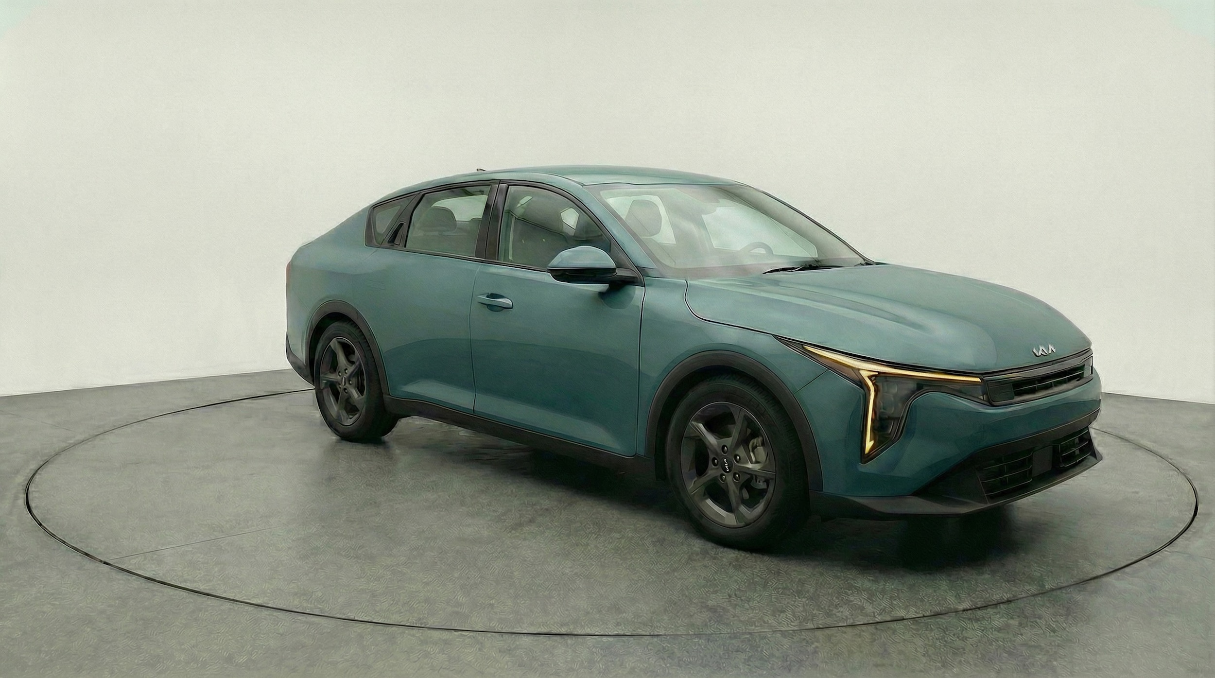 Thumbnail: 2025 Kia K4 - 1