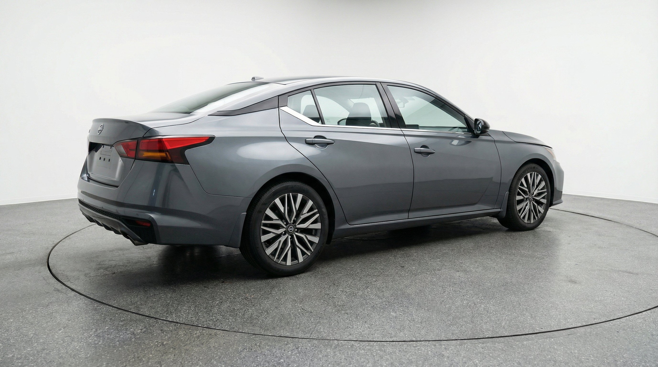 Thumbnail: 2025 Nissan Altima - 9