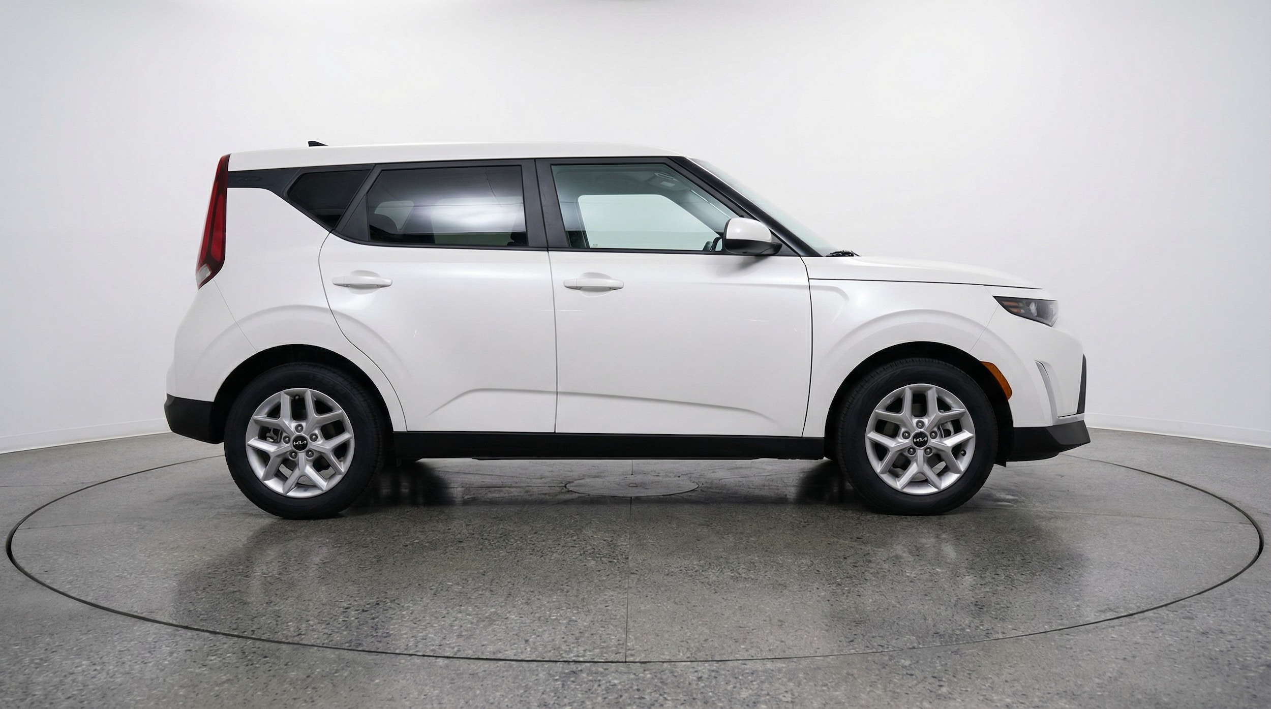 Thumbnail: 2025 Kia Soul - 8