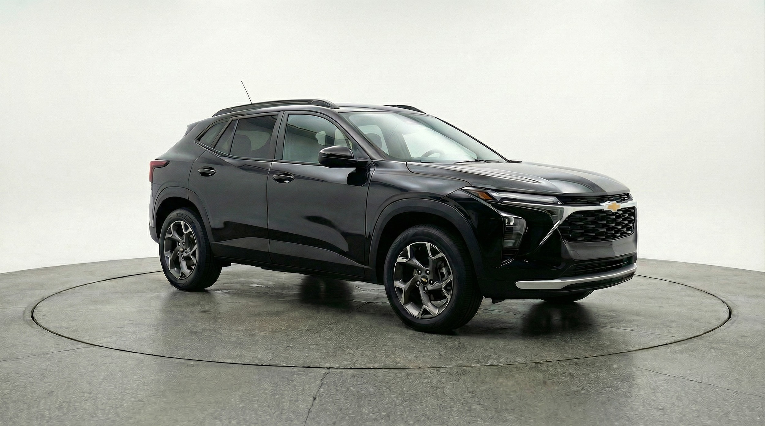 Thumbnail: 2025 Chevrolet Trax - 1